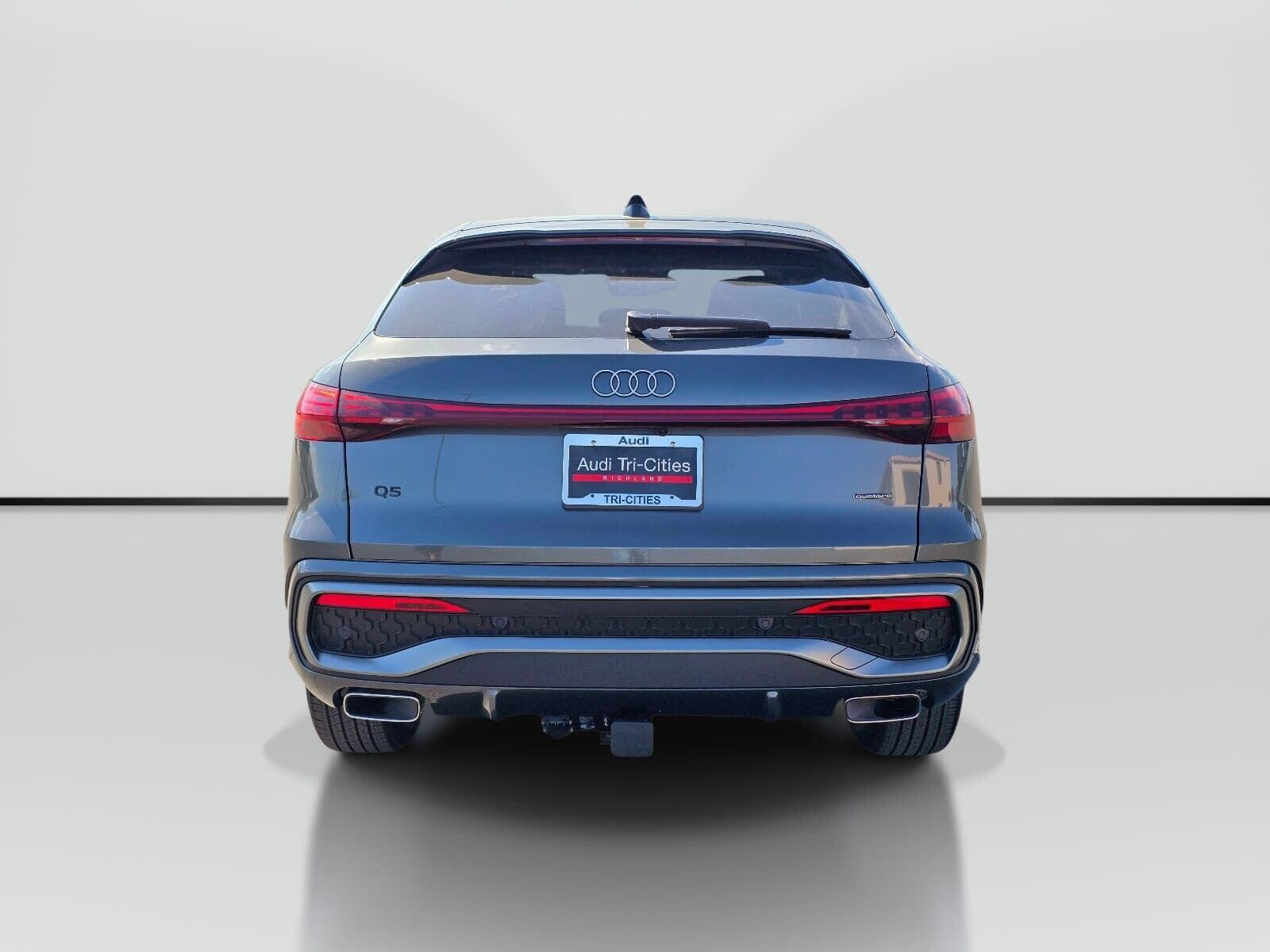 New 2026 Daytona Gray Pearl Audi 2.0T Premium image 5