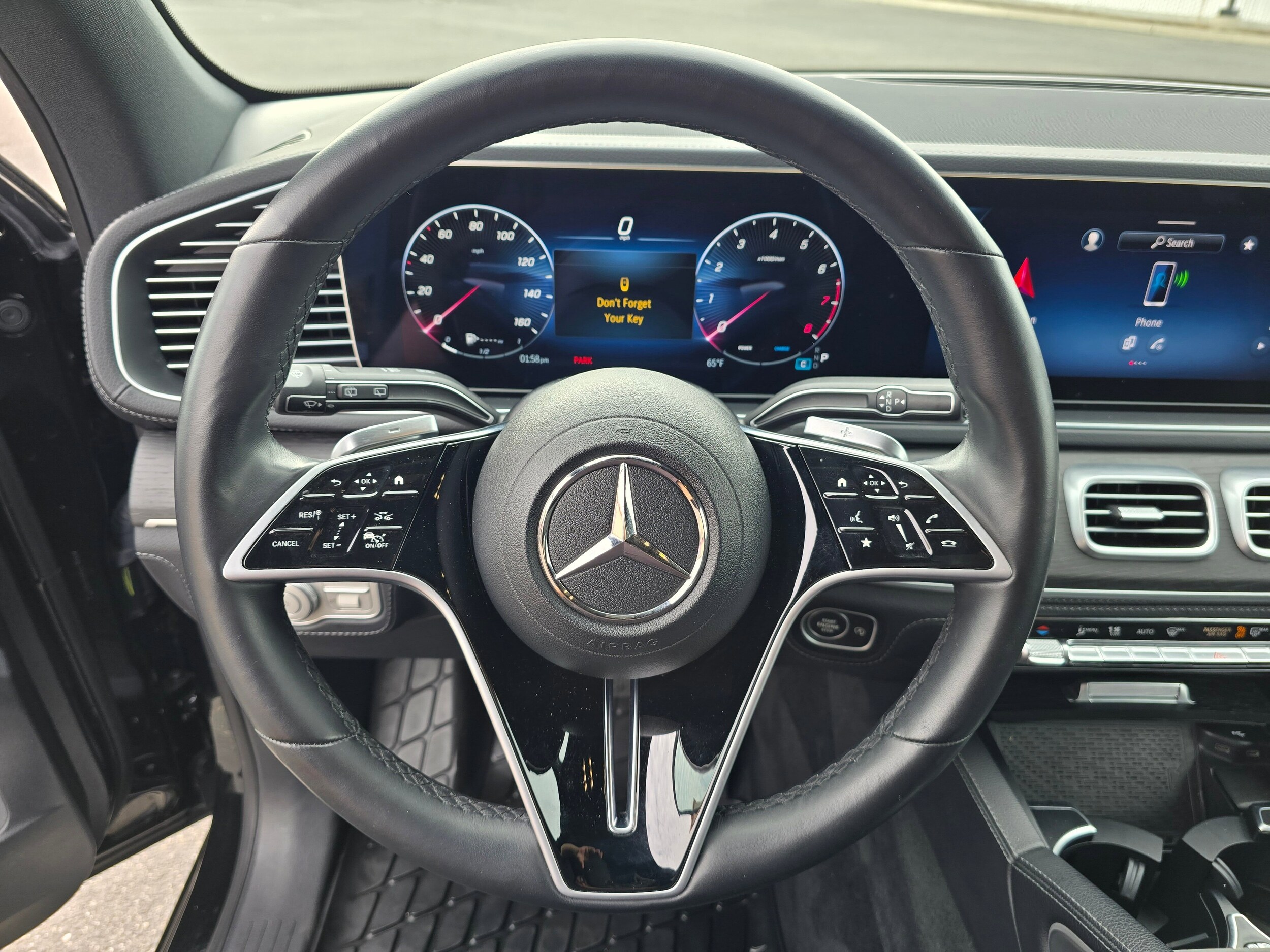 Used 2024 Obsidian Black Metallic Mercedes-Benz GLE 350 image 44