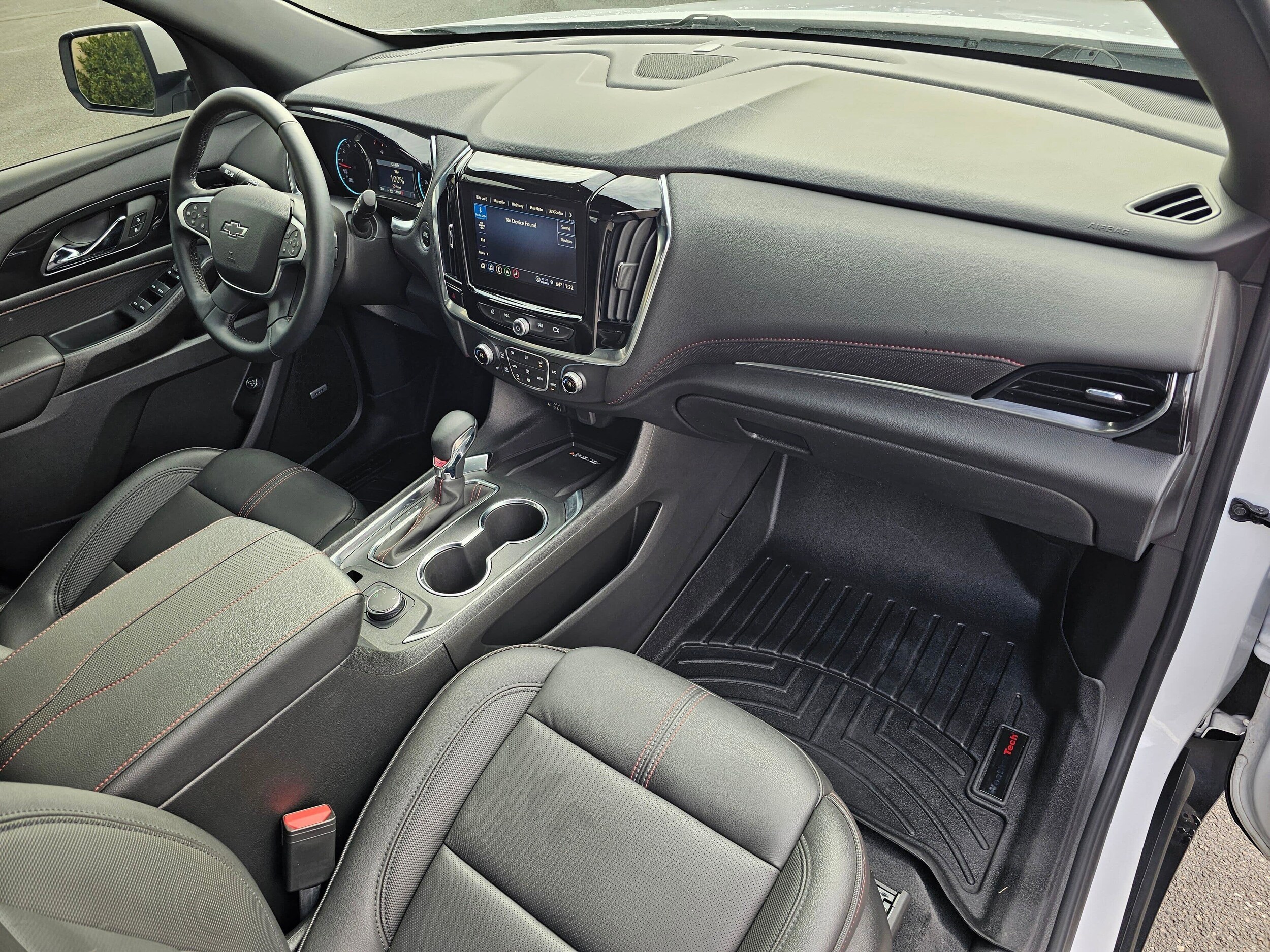 Used 2023 Iridescent Pearl Tricoat Chevrolet RS image 16