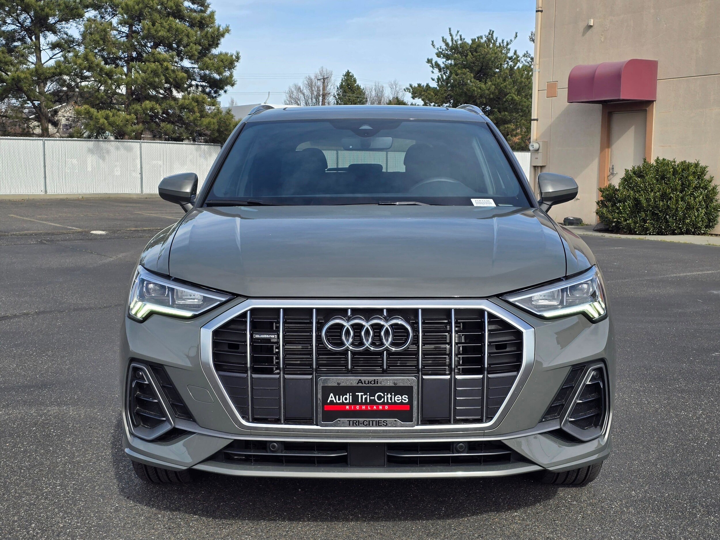 Certified Used 2025 Chronos Gray Metallic Audi S line Premium image 6