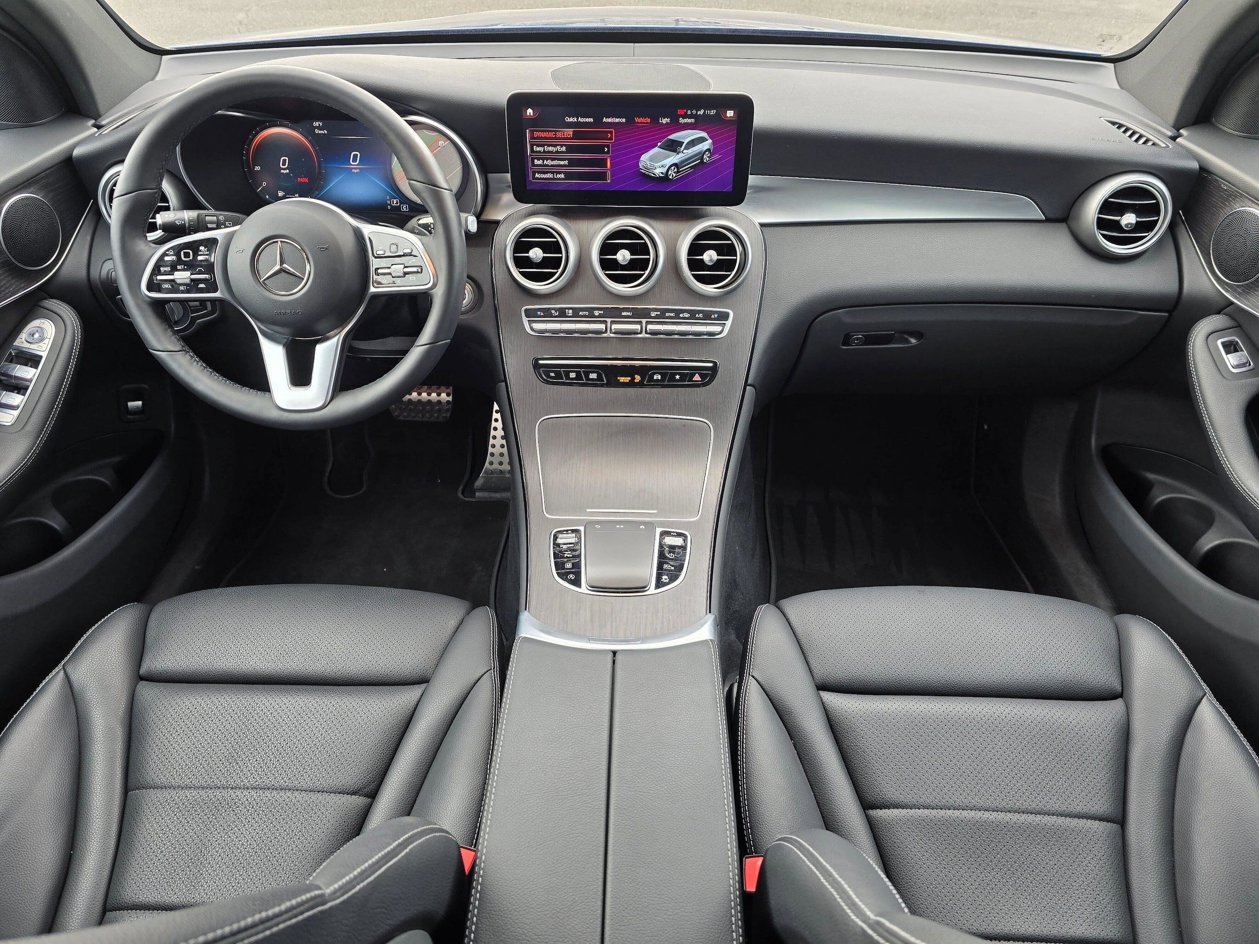 Used 2022 Starling Blue Metallic Mercedes-Benz GLC 300 image 9