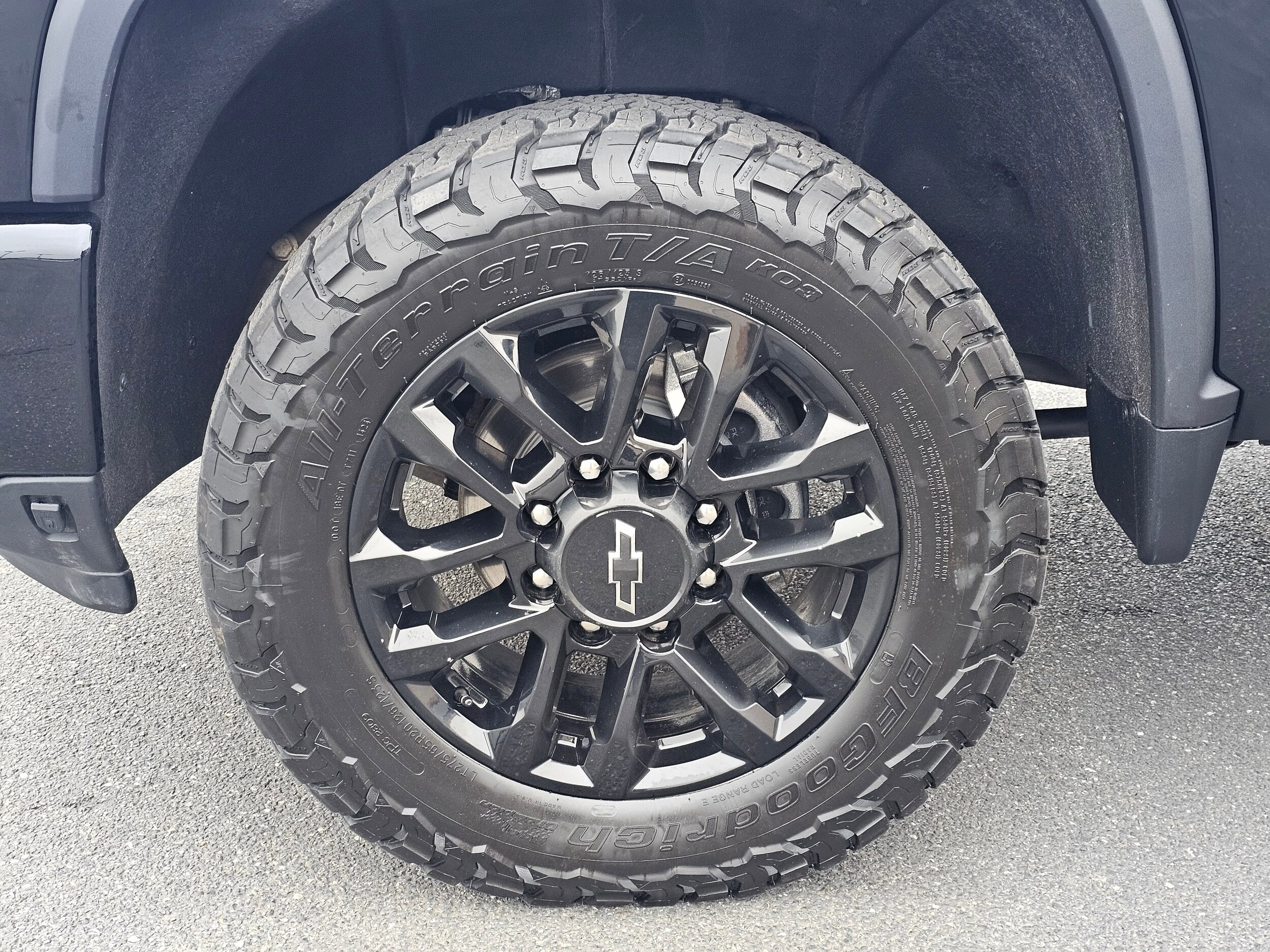 Used 2025 Black Chevrolet LTZ image 8