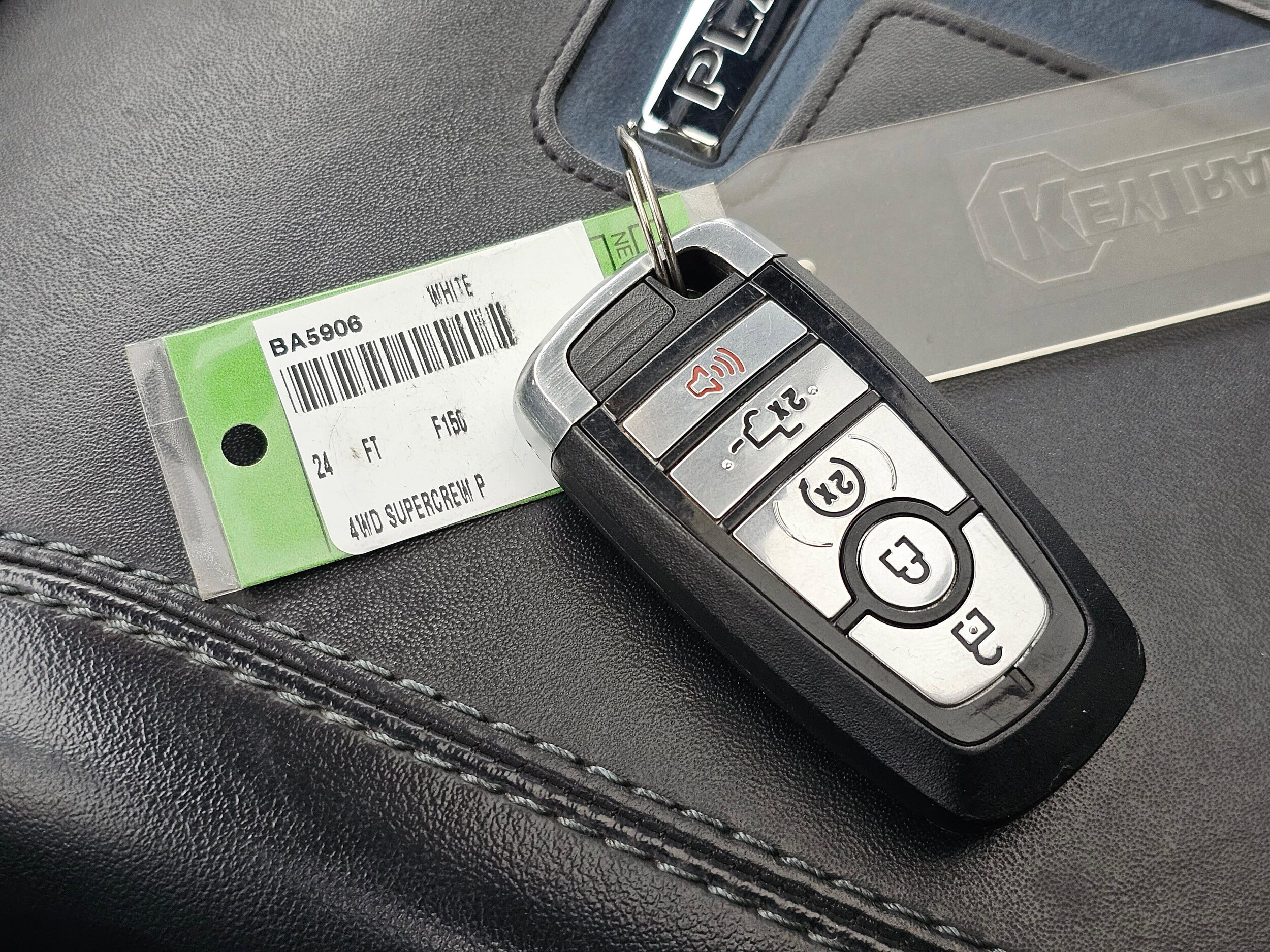 Used 2024 Star White Metallic Tri-Coat Ford Platinum image 32