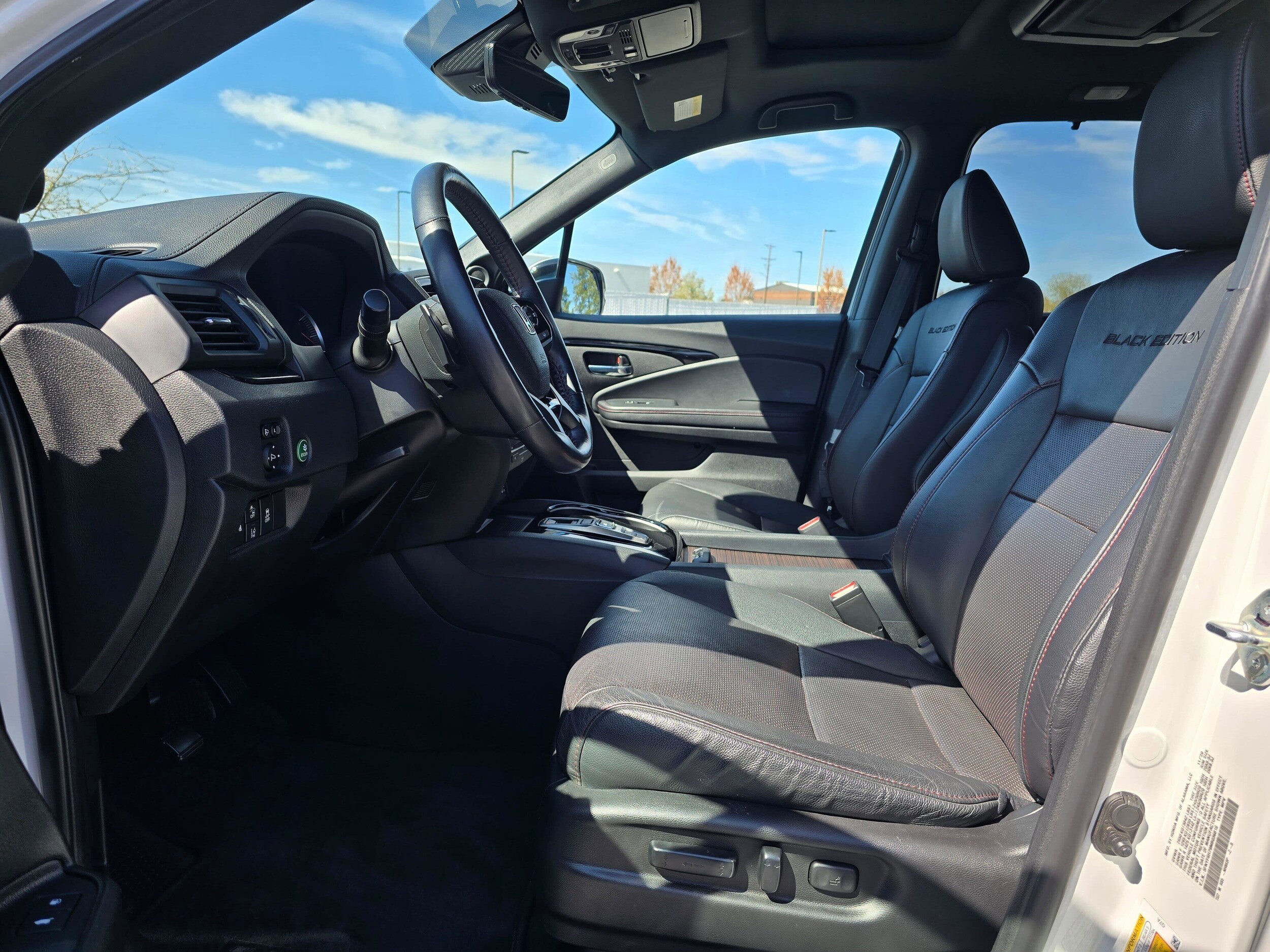 Used 2021 Platinum White Pearl Honda Black Edition image 11