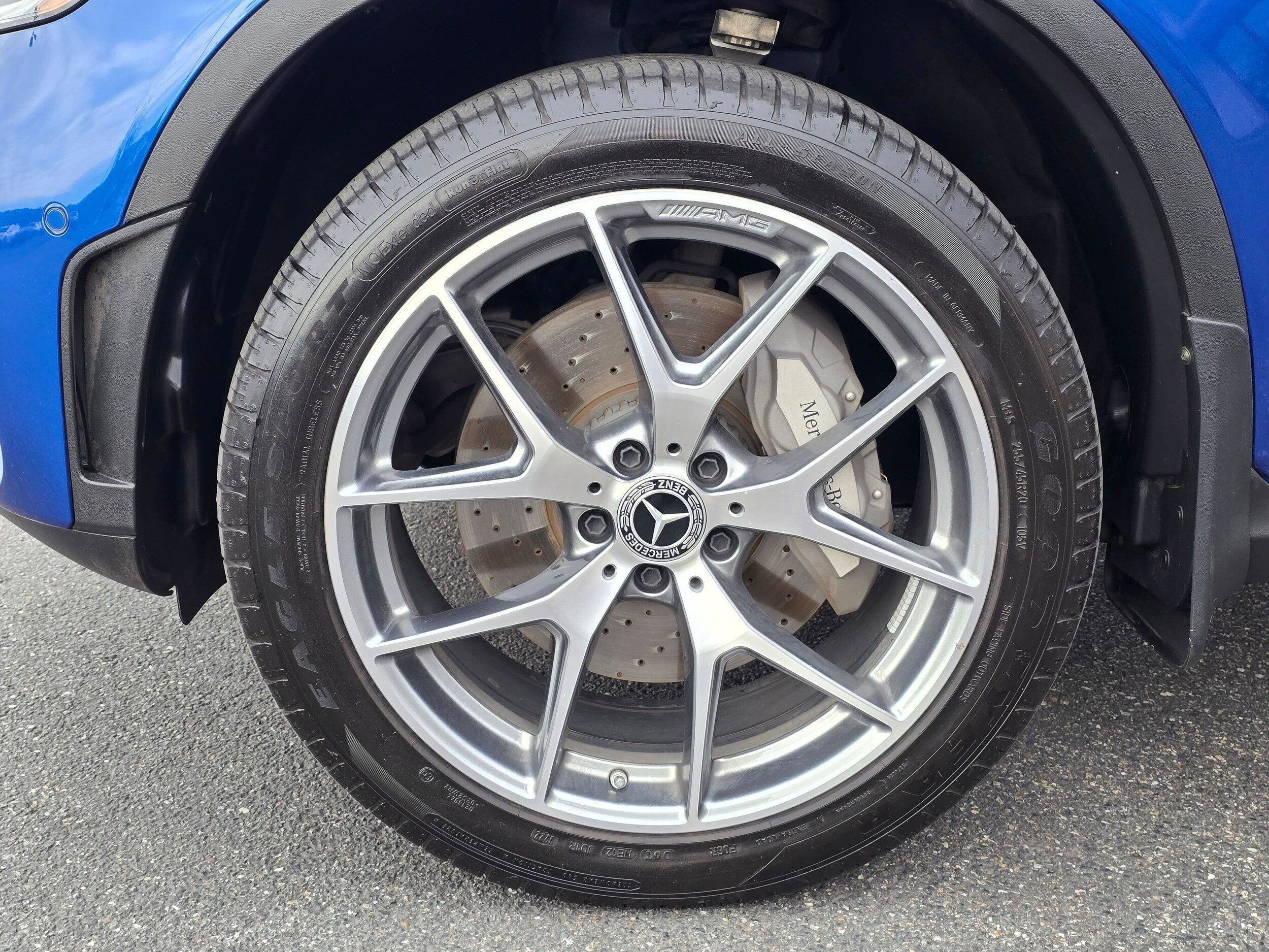 Used 2022 Starling Blue Metallic Mercedes-Benz GLC 300 image 8