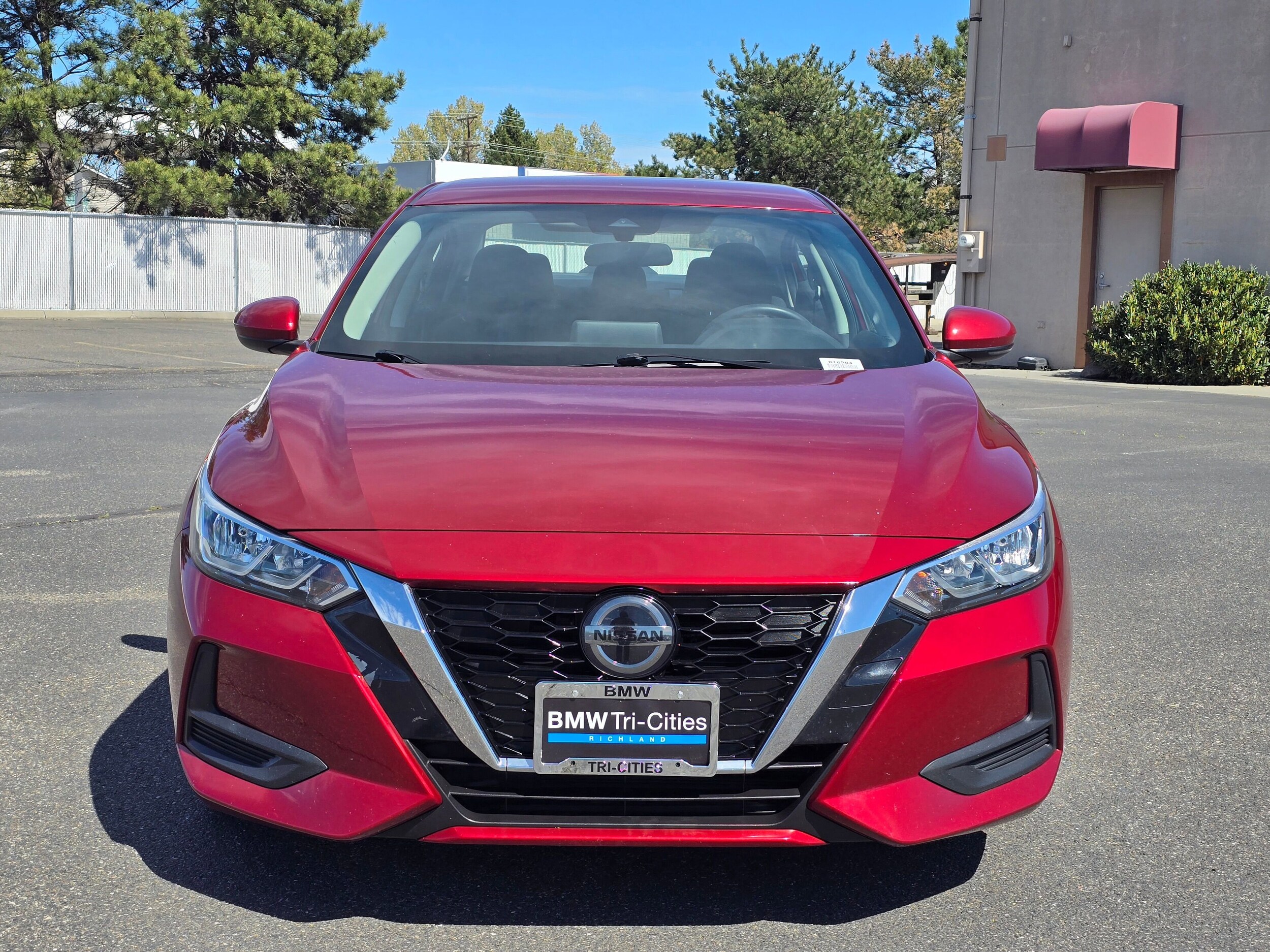 Used 2021 Scarlet Ember Tintcoat Nissan SV image 37