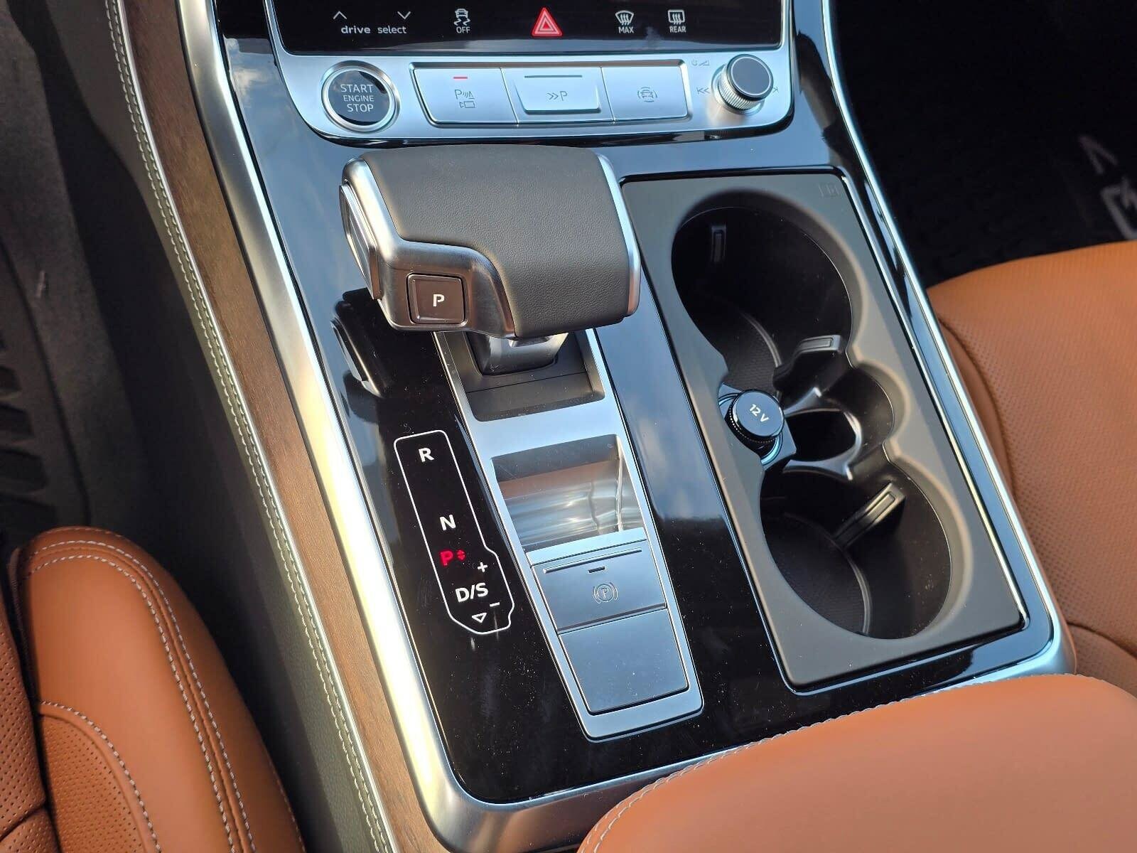 New 2026 Glacier White Audi S line 55 Prestige image 22