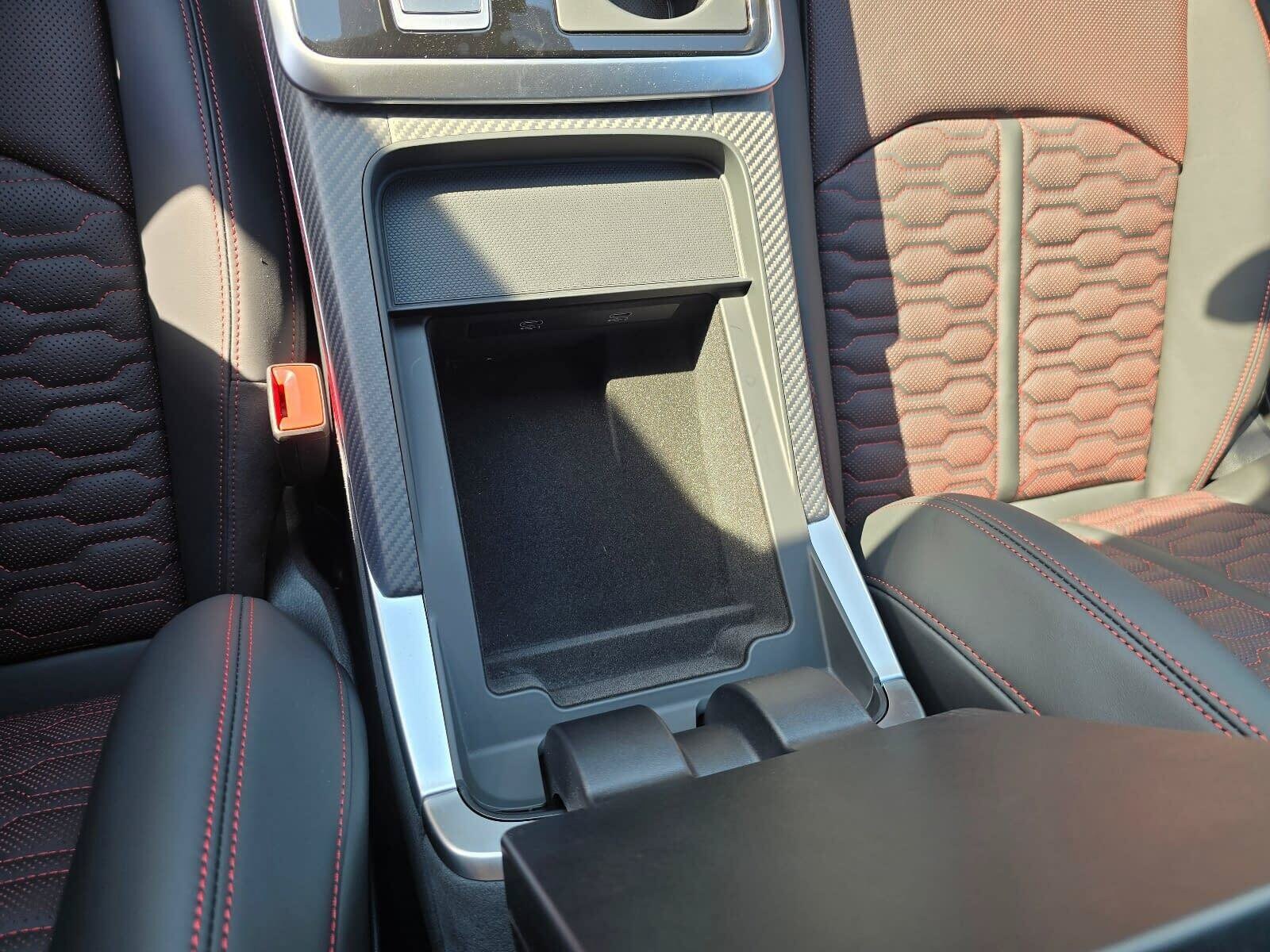 New 2026 Daytona Gray Pearl Audi 4.0T performance image 24
