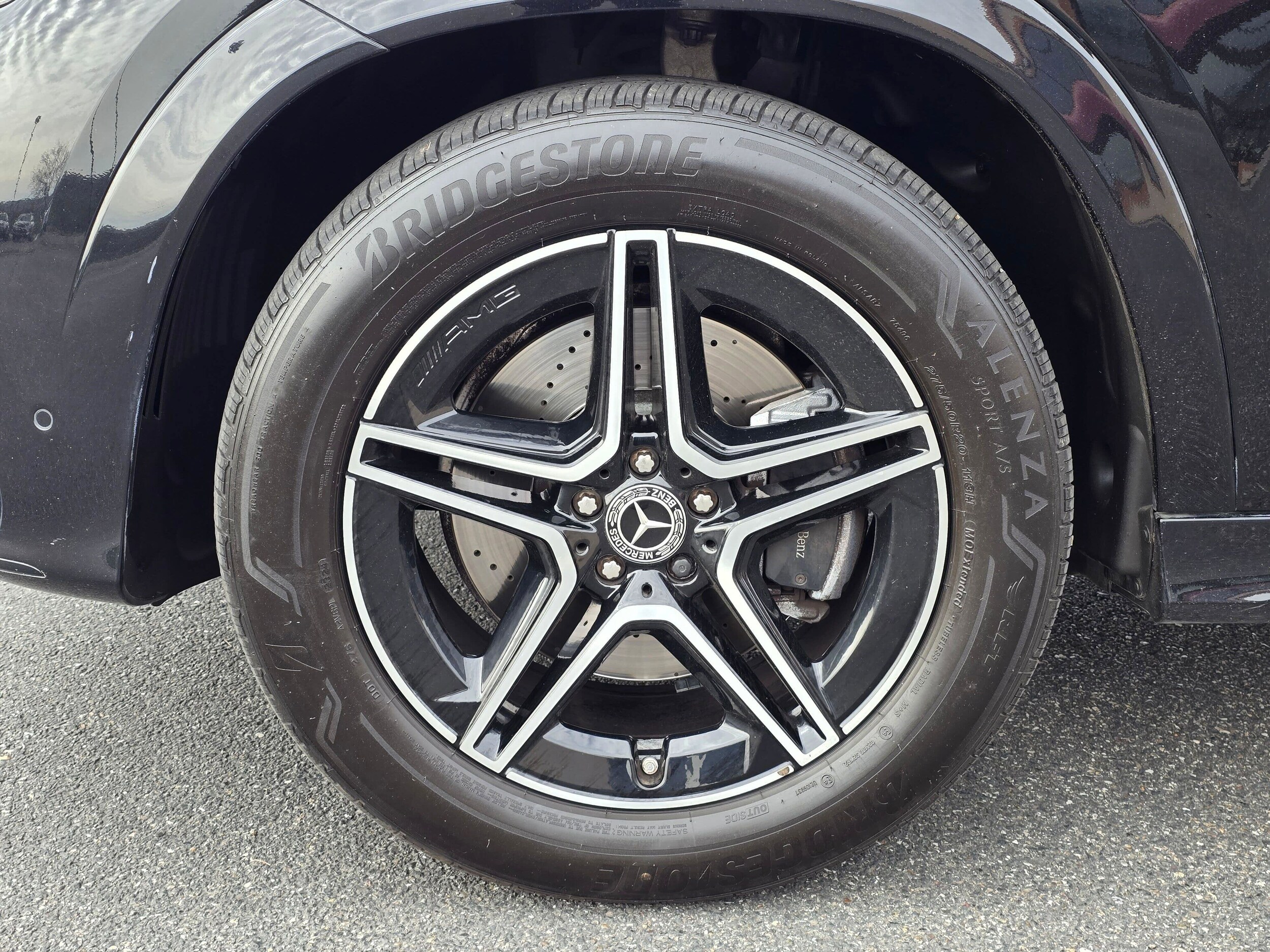 Used 2024 Obsidian Black Metallic Mercedes-Benz GLE 350 image 8