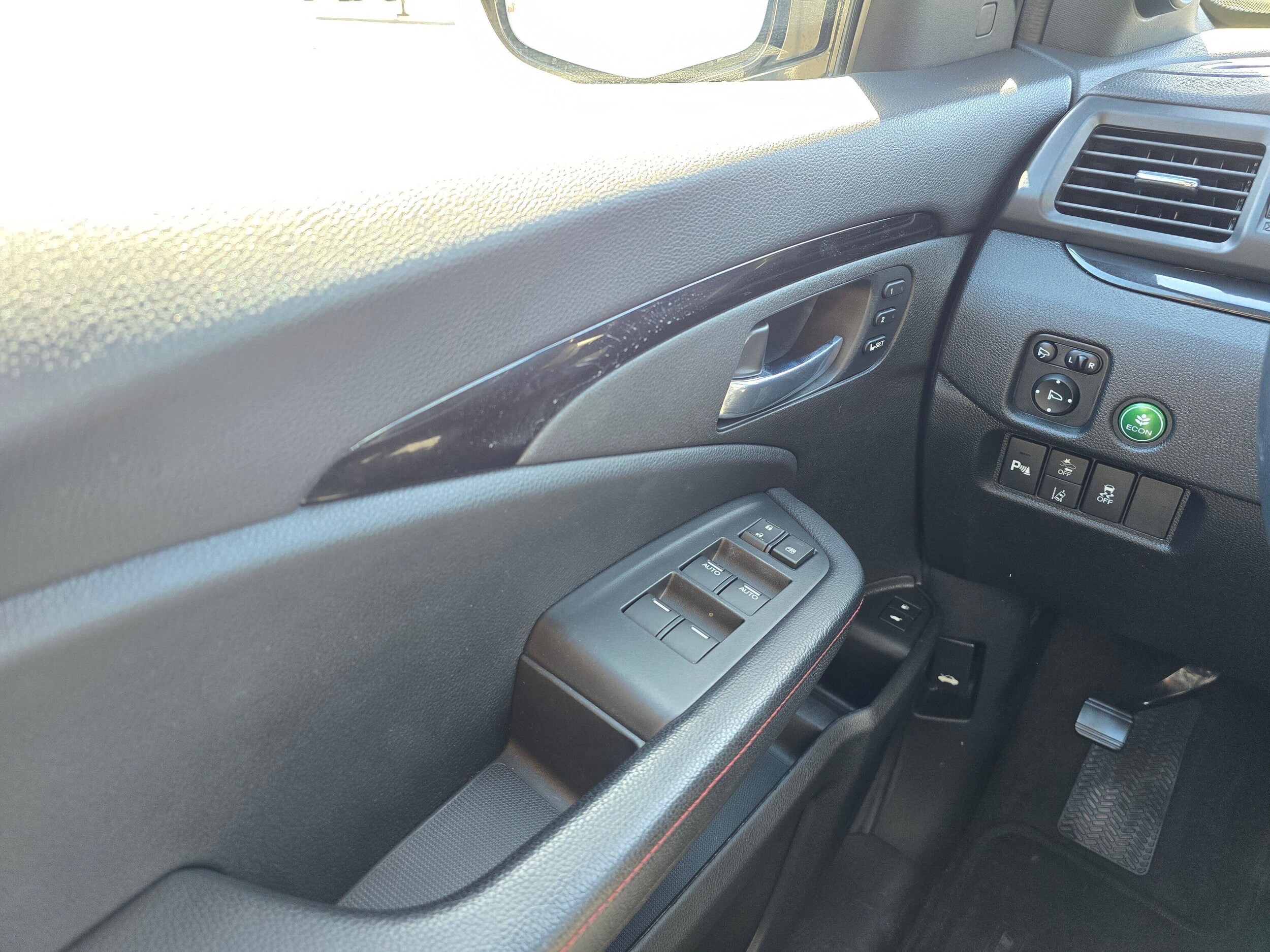 Used 2021 Platinum White Pearl Honda Black Edition image 30