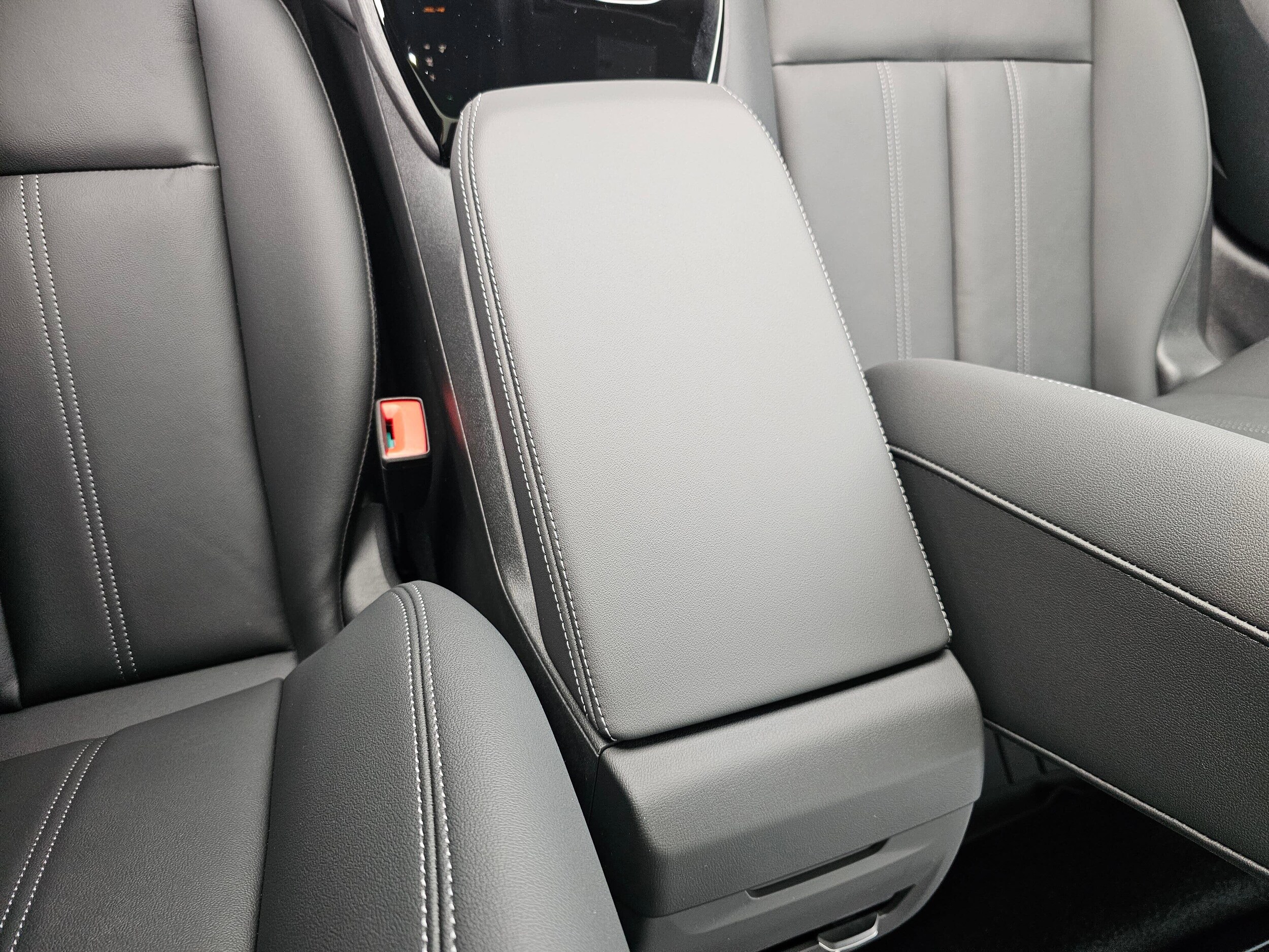 New 2025 Florett Silver Audi 2.0T Premium Plus image 24