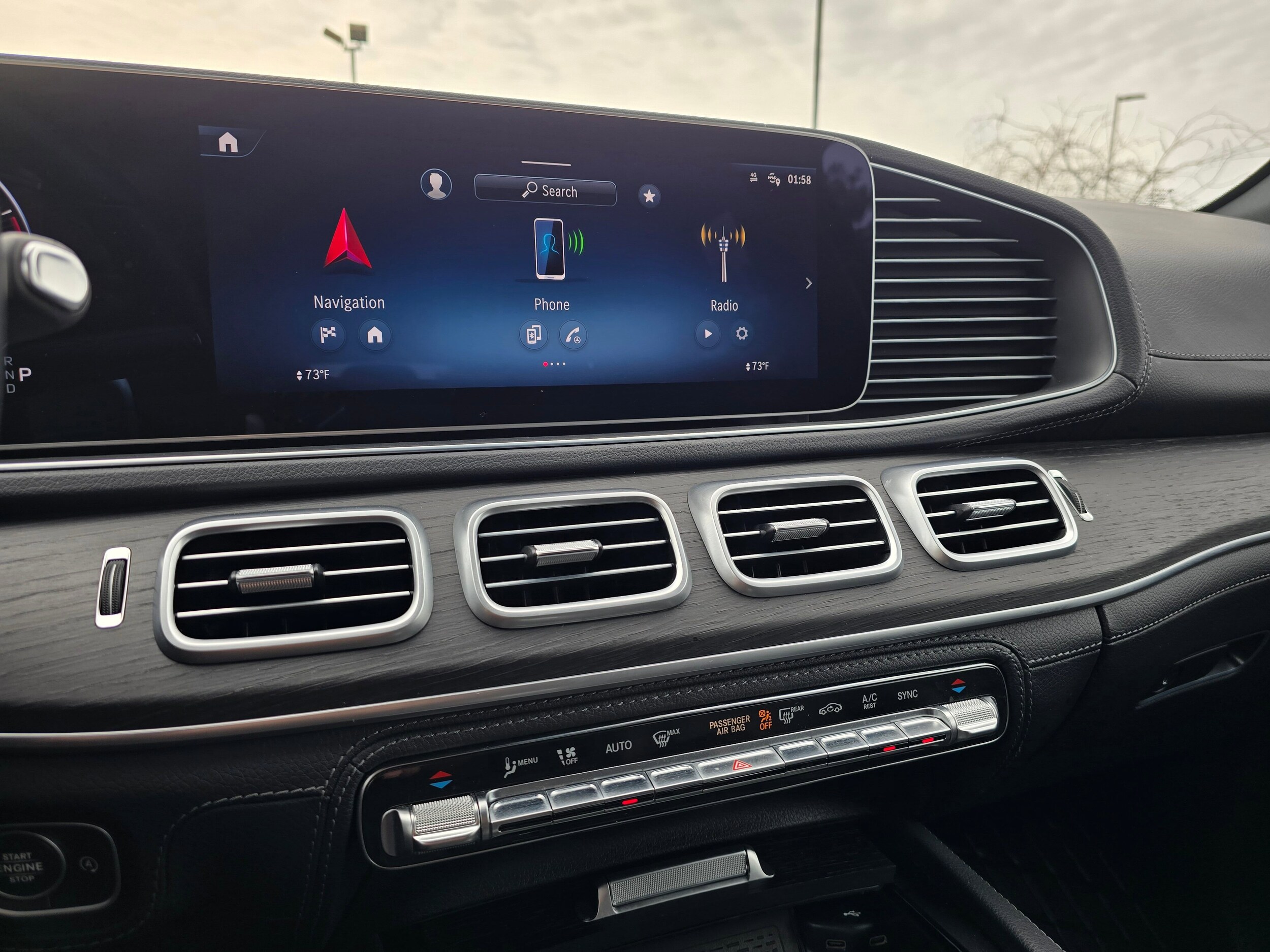 Used 2024 Obsidian Black Metallic Mercedes-Benz GLE 350 image 46