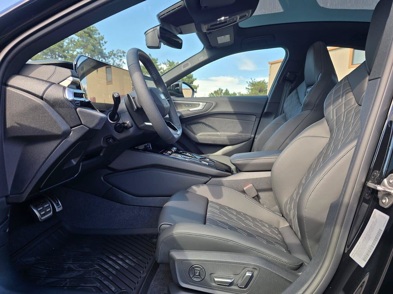 New 2026 Mythos Black Audi 3.0T Prestige image 10