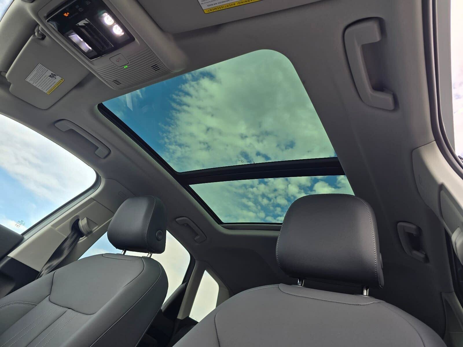 New 2026 Arrow Gray Pearl Audi S line image 28
