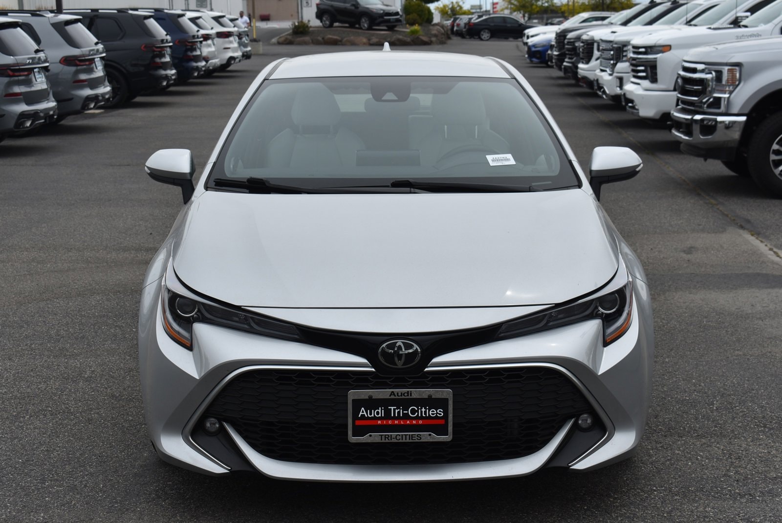 Used 2022 Toyota Corolla Hatchback XSE with VIN JTNC4MBE0N3148233 for sale in Richland, WA