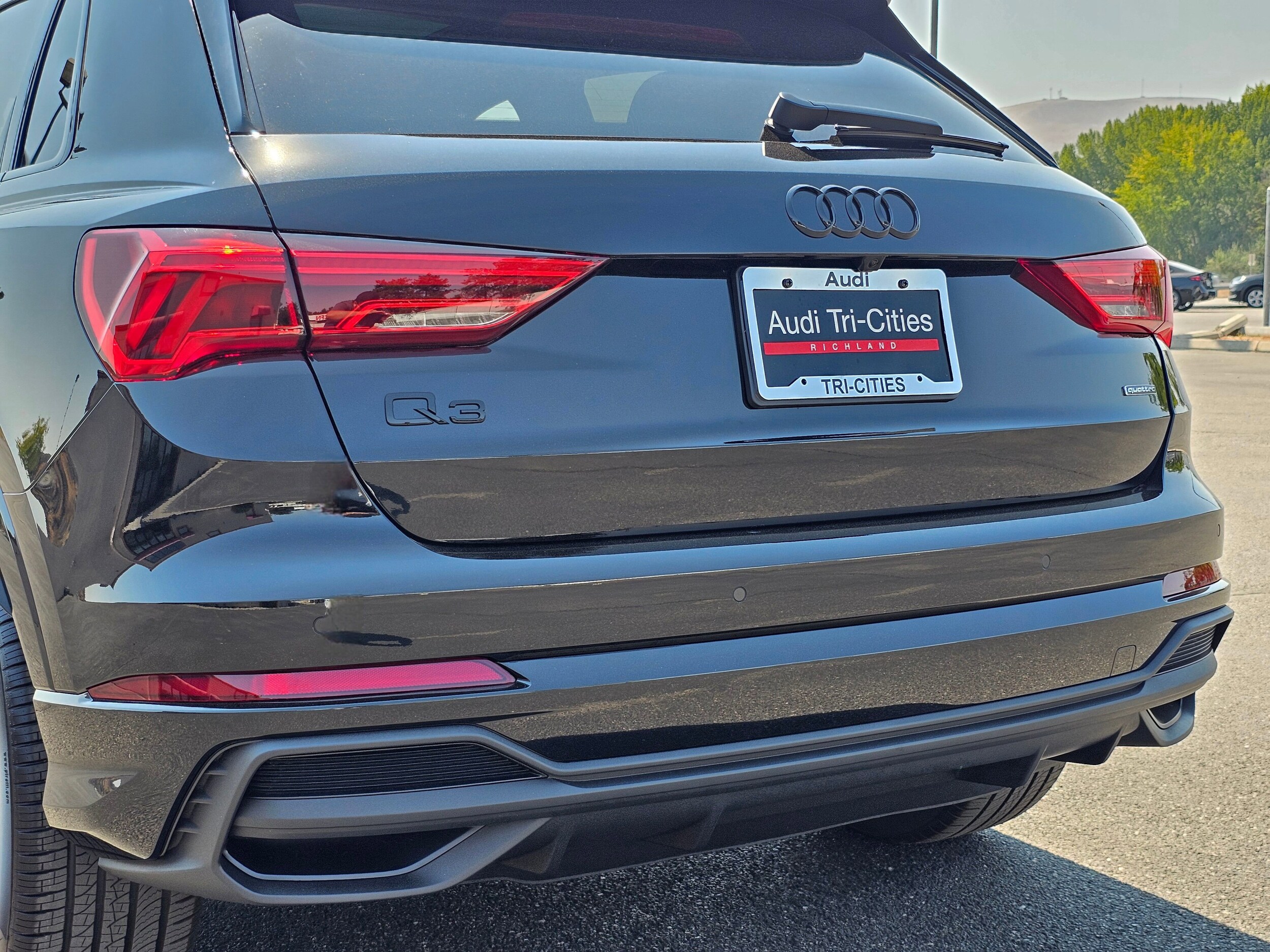 New 2025 Mythos Black Audi 45 S line Premium image 7