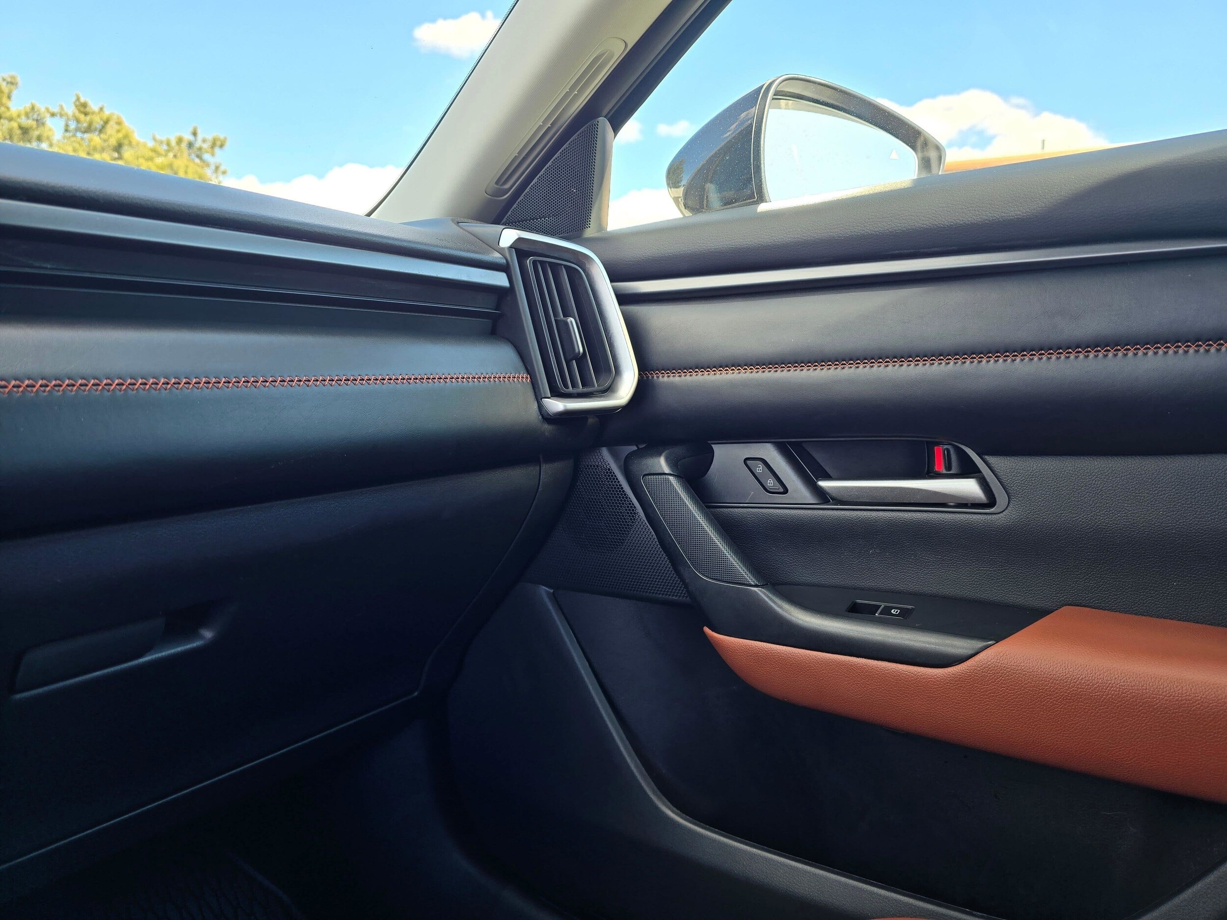 Used 2023 Wind Chill Pearl Mazda 2.5 Turbo image 24