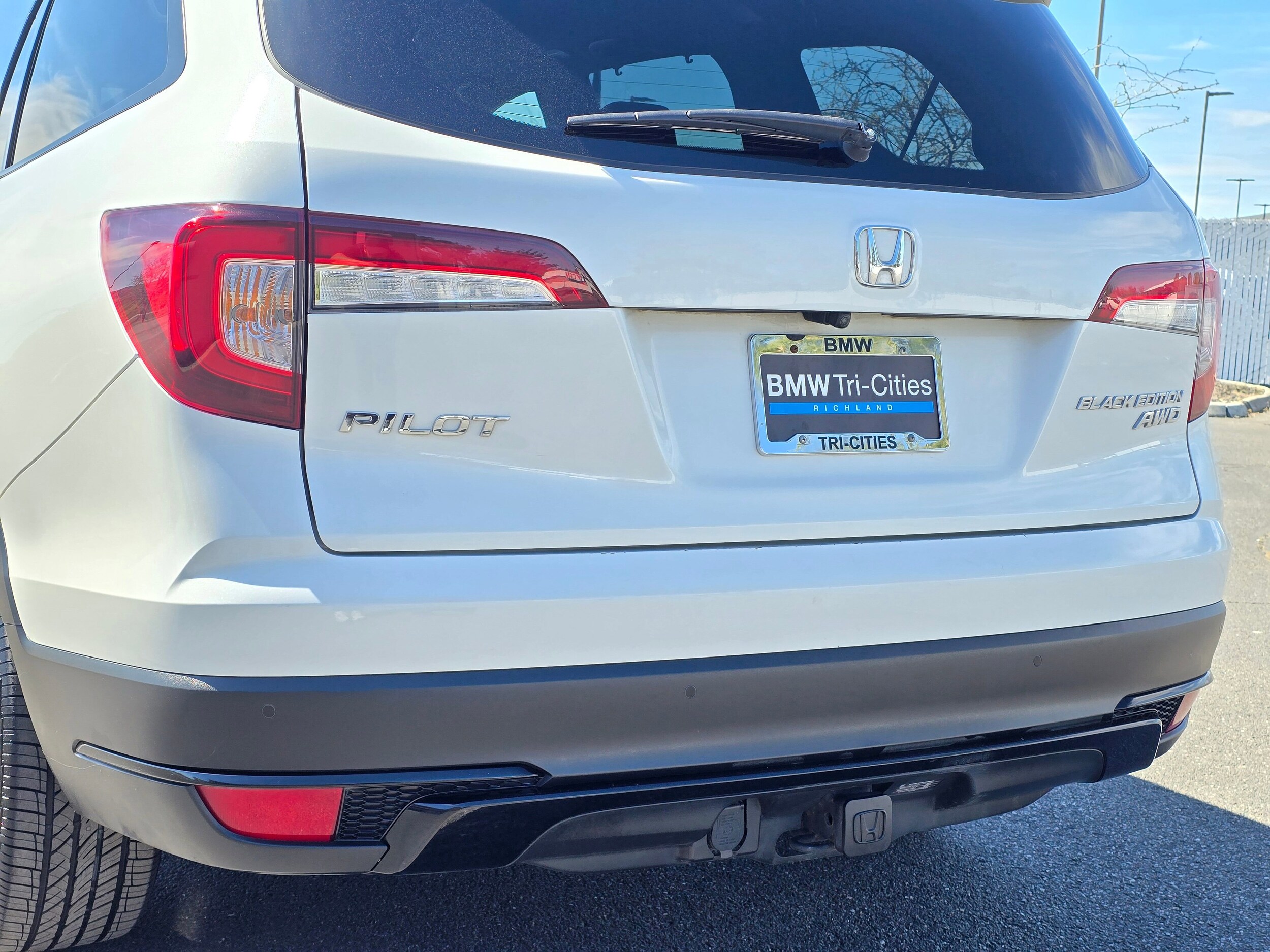 Used 2021 Platinum White Pearl Honda Black Edition image 41