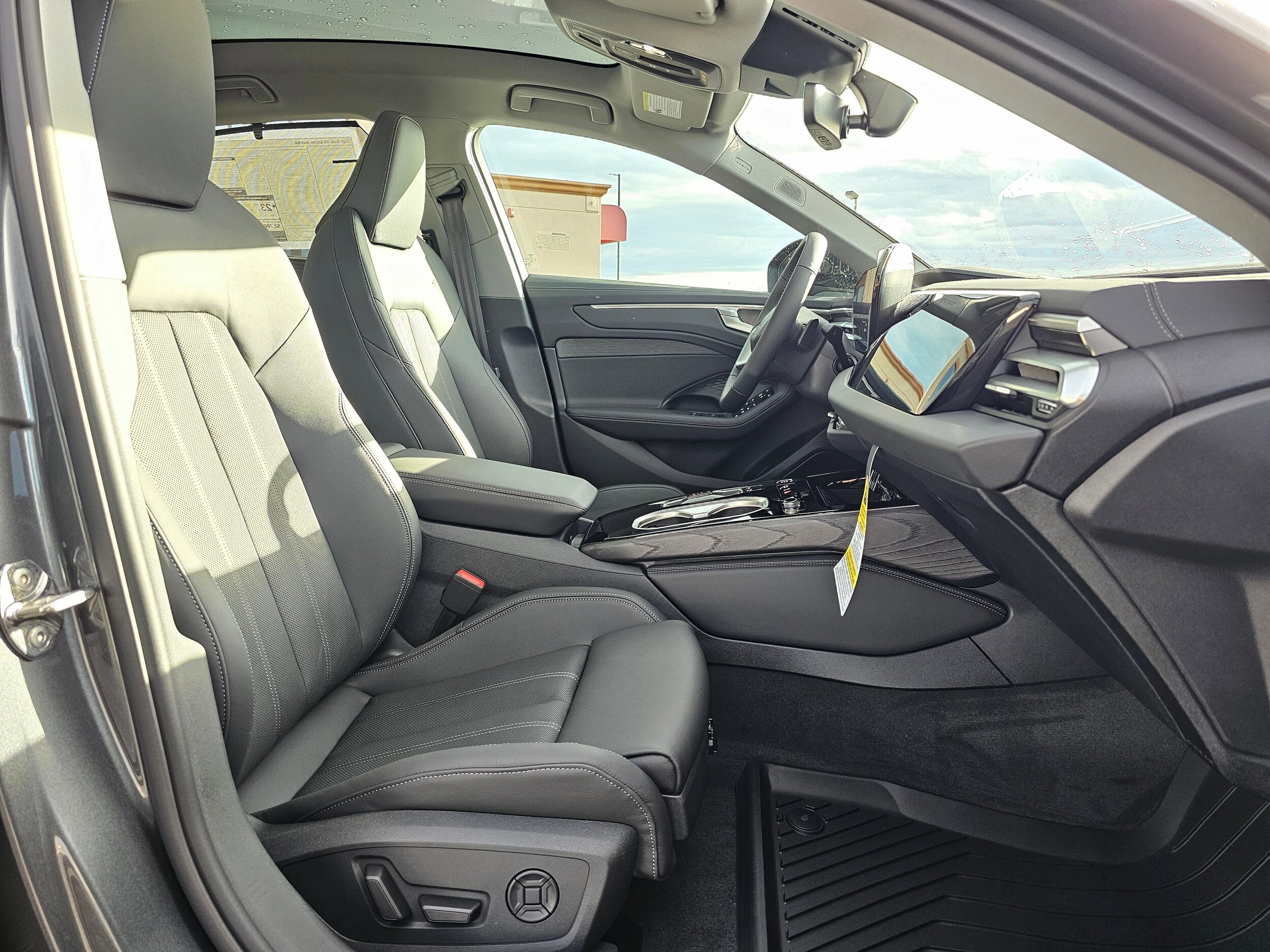 New 2026 Daytona Gray Pearl Audi Premium Plus image 15