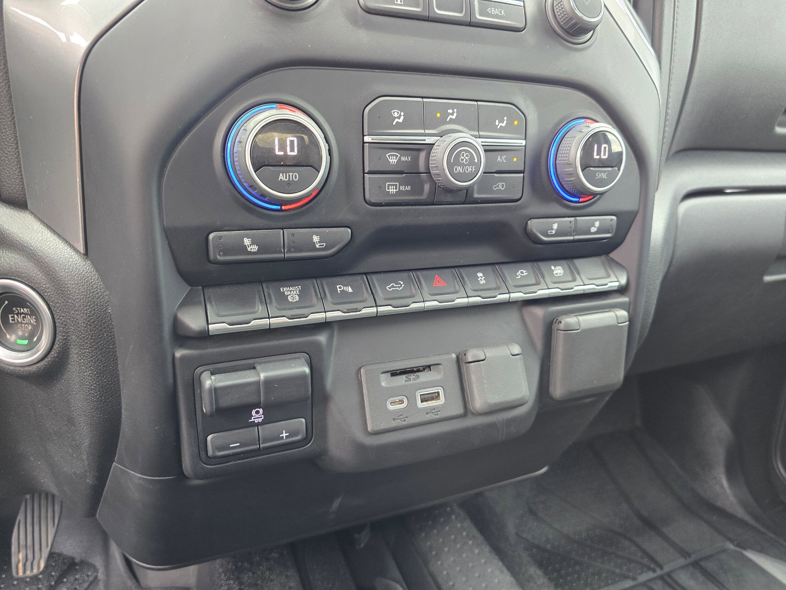 Used 2022 Summit White Chevrolet LTZ image 23