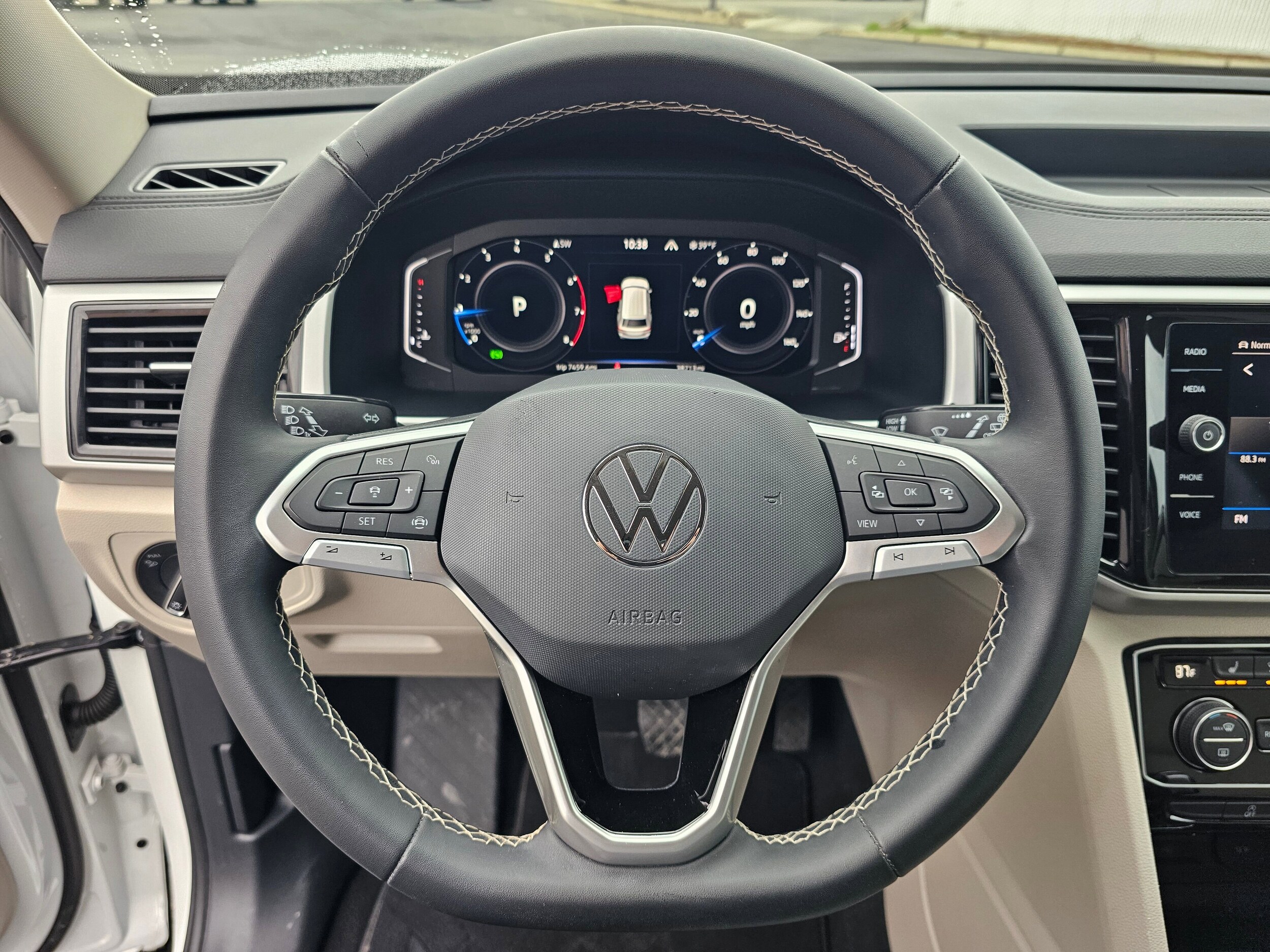 Used 2023 Pure White Volkswagen 2.0T SE w/Technology image 50