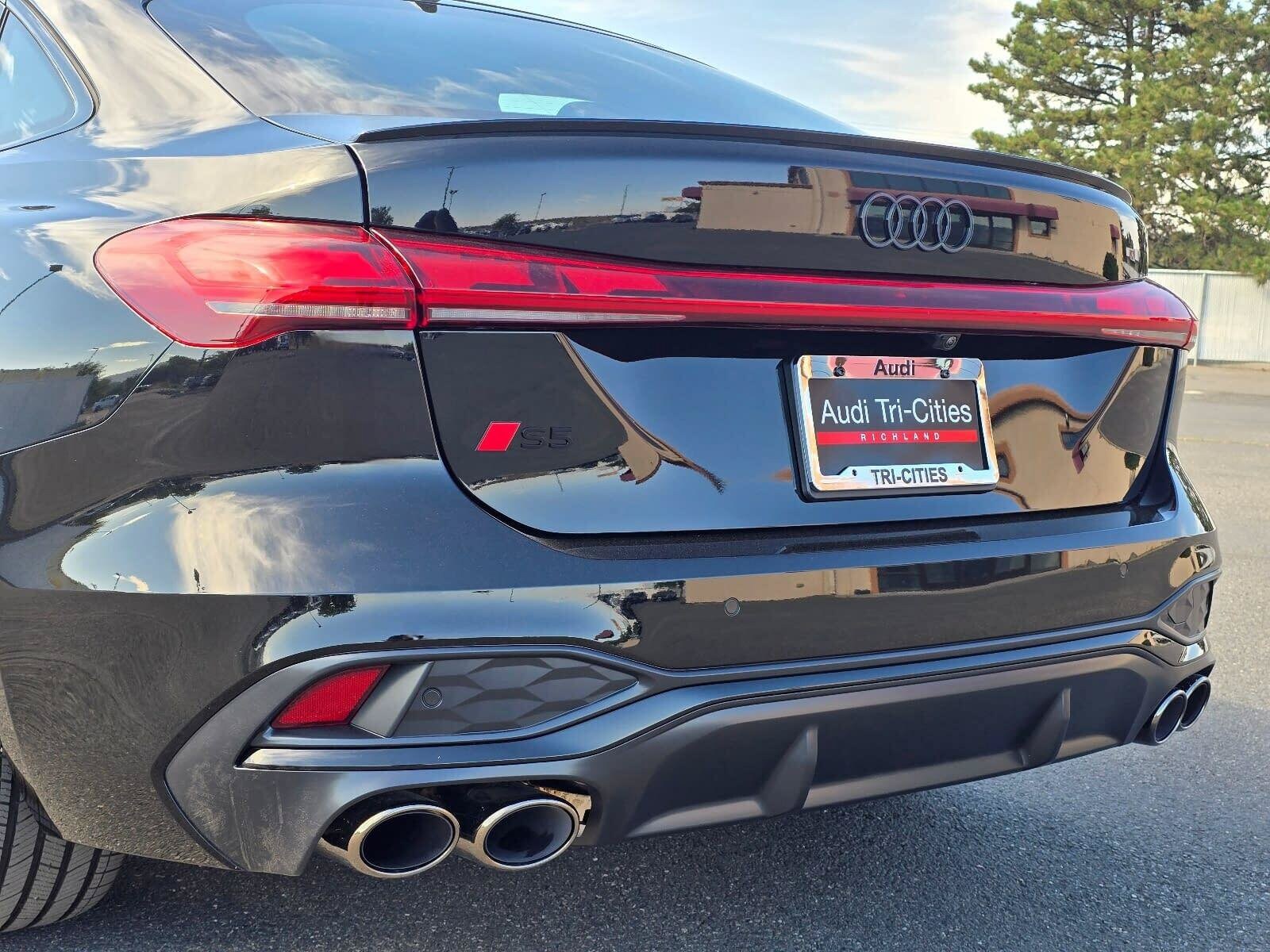 New 2026 Mythos Black Audi 3.0T Prestige image 7