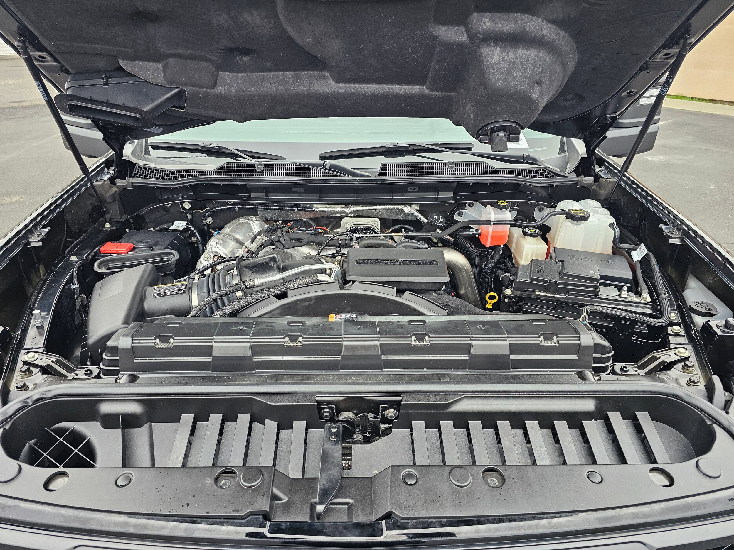 Used 2025 Black Chevrolet LTZ image 9