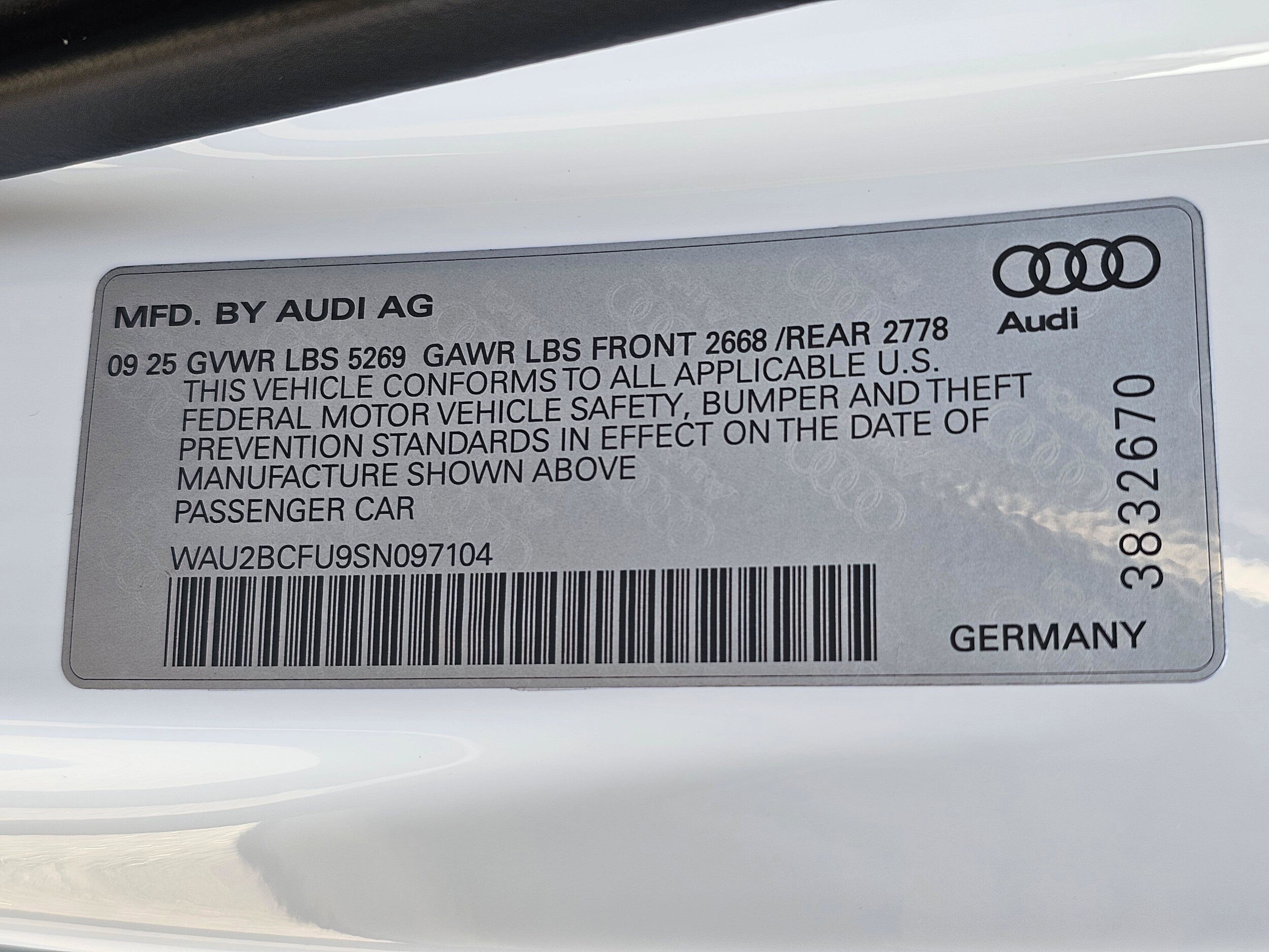 New 2025 Arkona White Audi 2.0T Premium Plus image 31