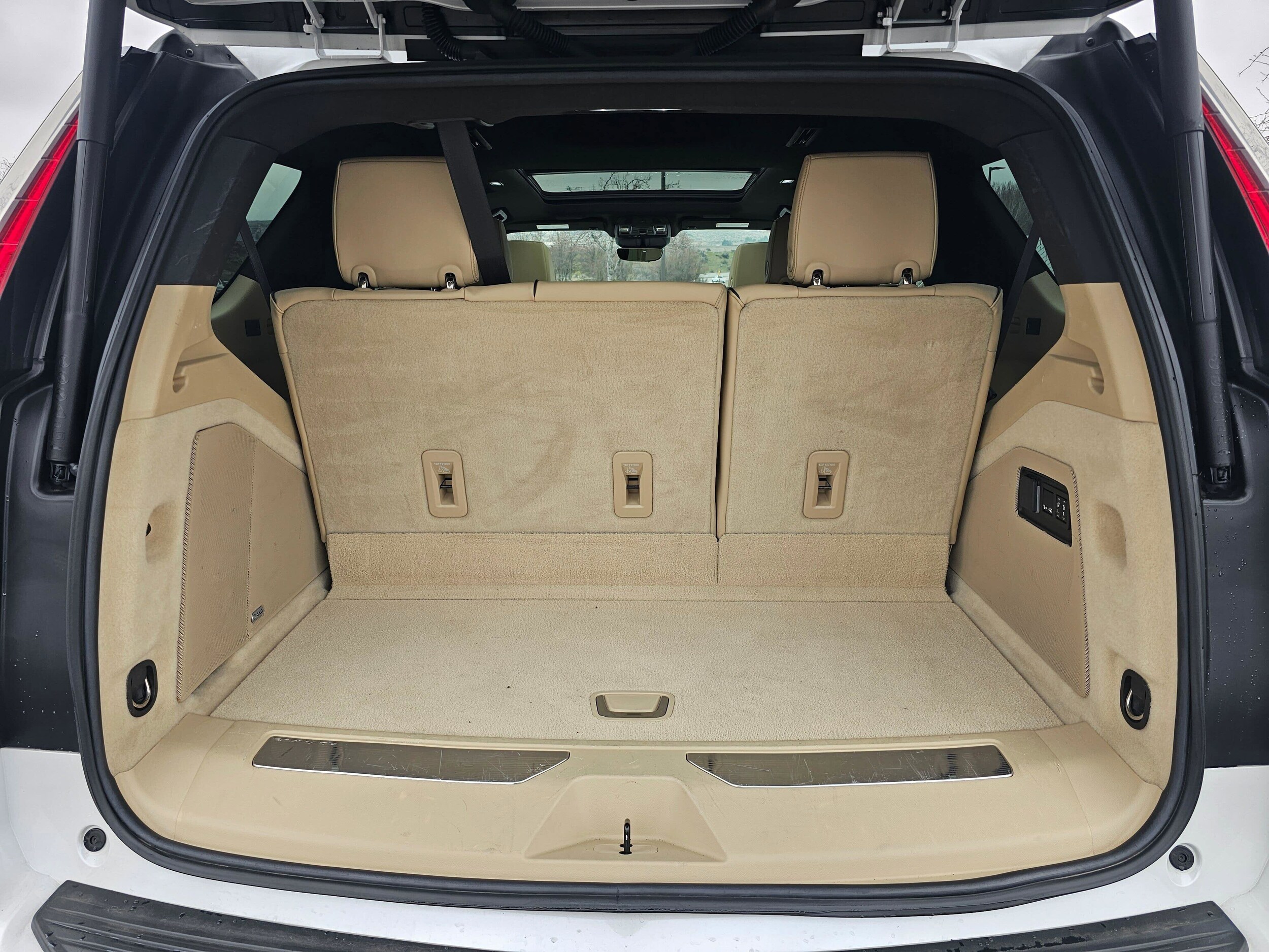 Used 2023 Crystal White Tricoat Cadillac 4WD Premium Luxury image 30