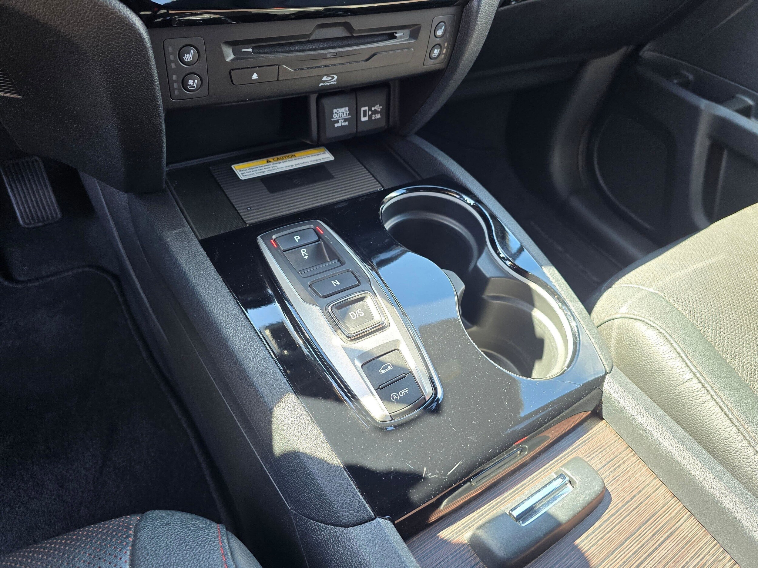 Used 2021 Platinum White Pearl Honda Black Edition image 23