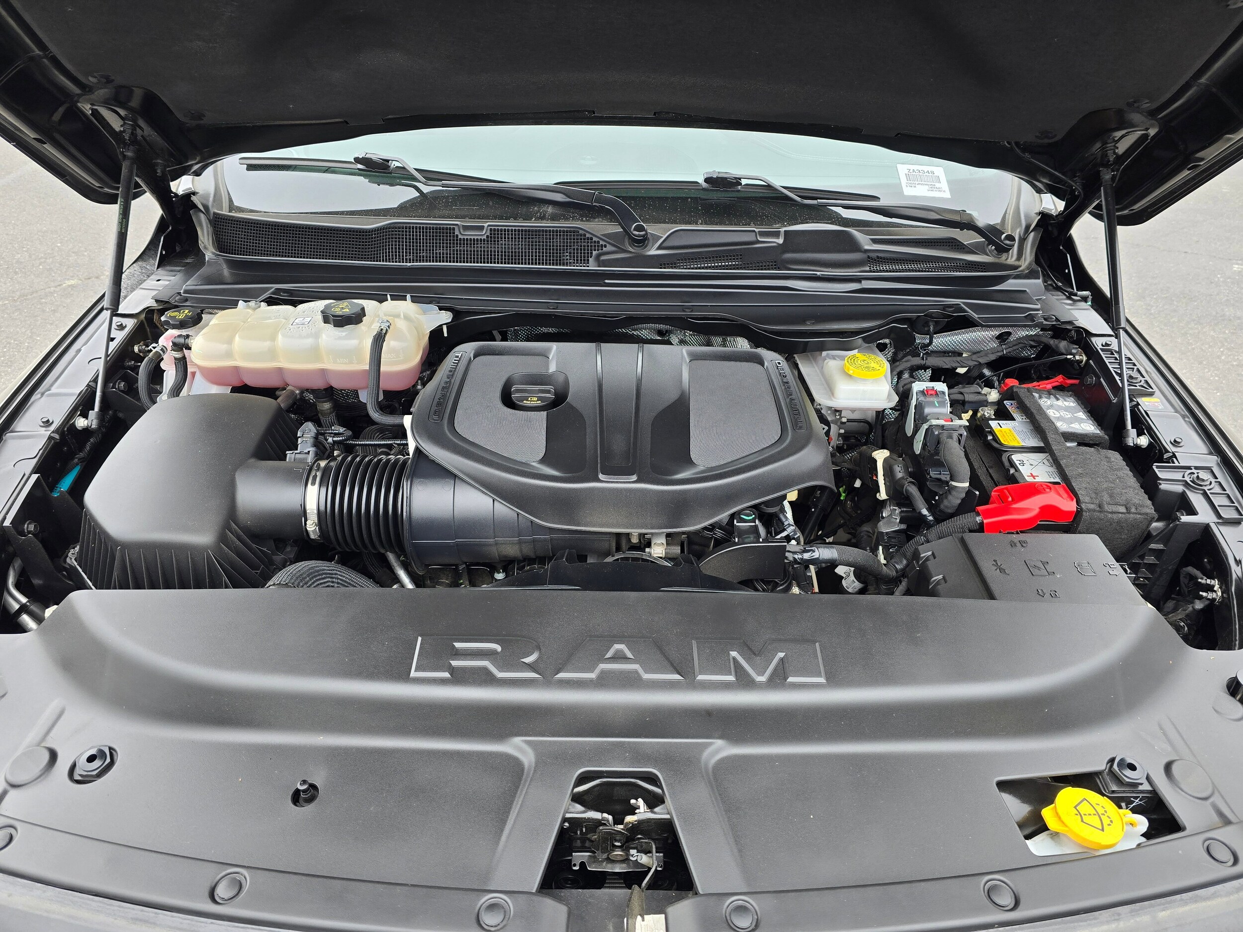 Used 2025 Diamond Black Crystal Pearlcoat Ram Laramie image 42