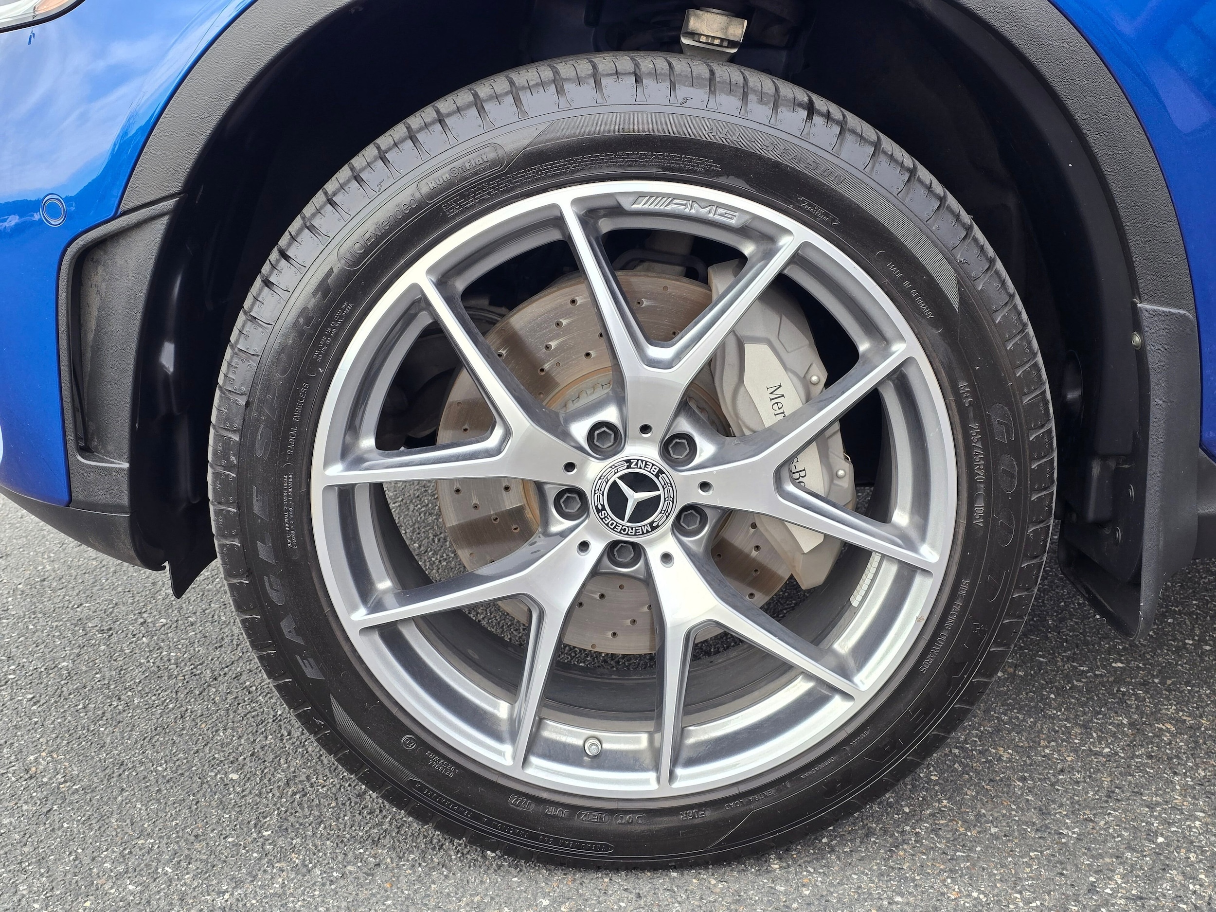 Used 2022 Starling Blue Metallic Mercedes-Benz GLC 300 image 40