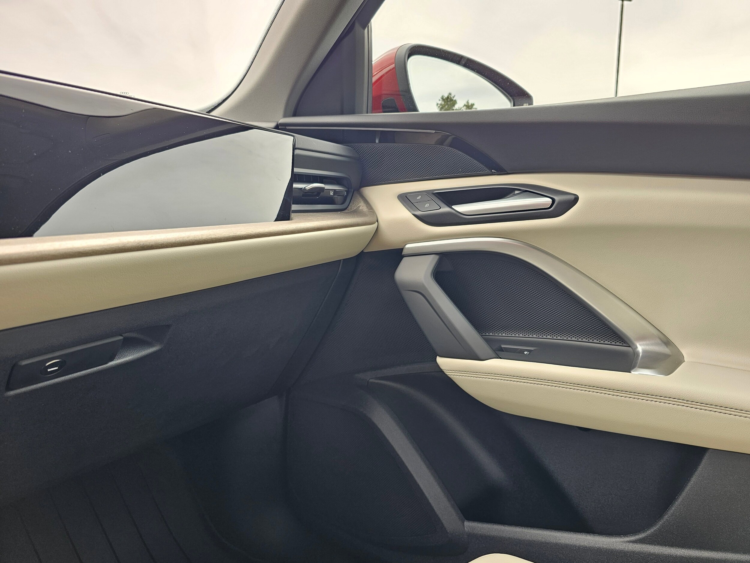 New 2025 Grenadine Red Audi 2.0T Premium image 13