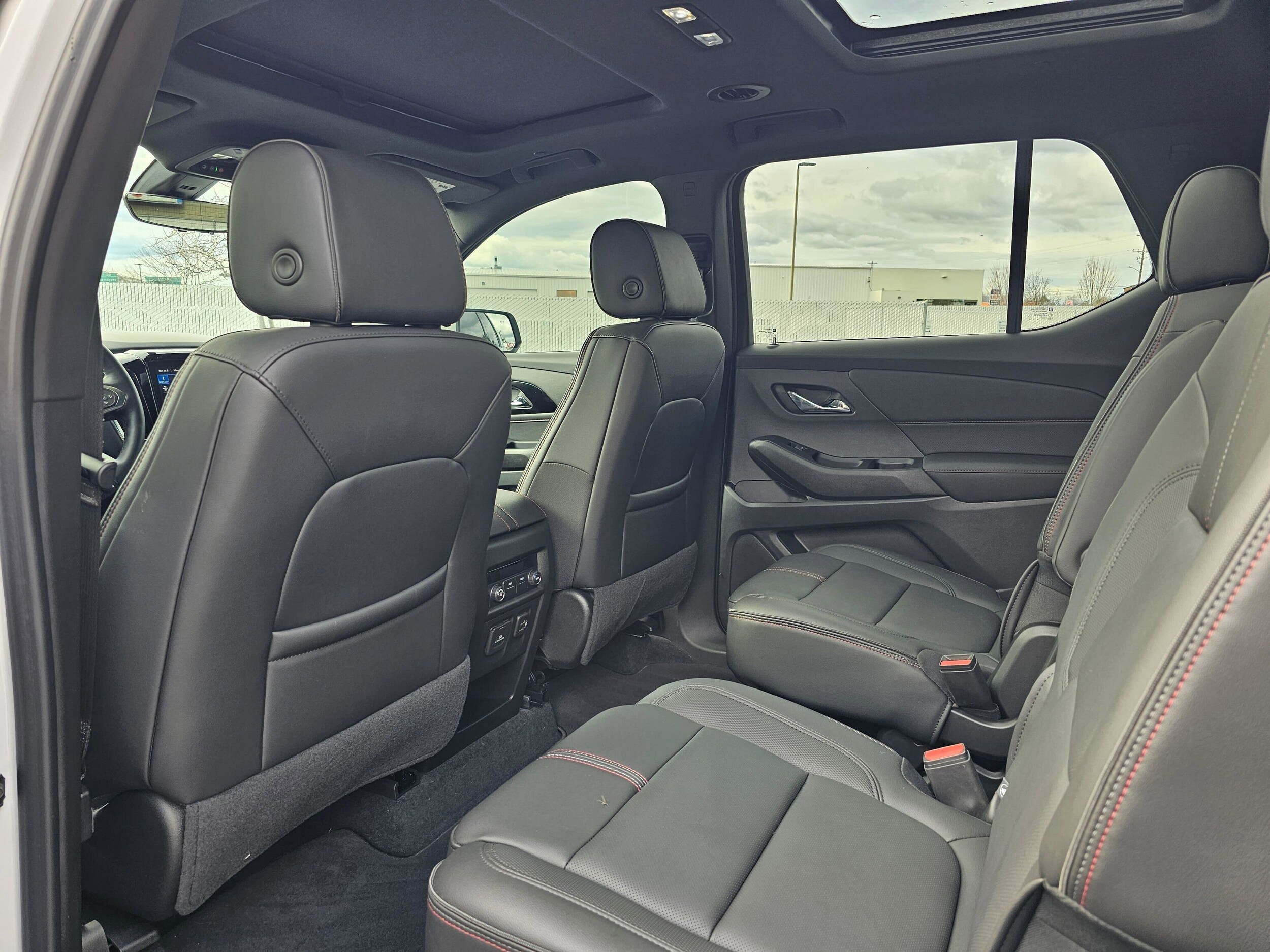 Used 2023 Iridescent Pearl Tricoat Chevrolet RS image 12