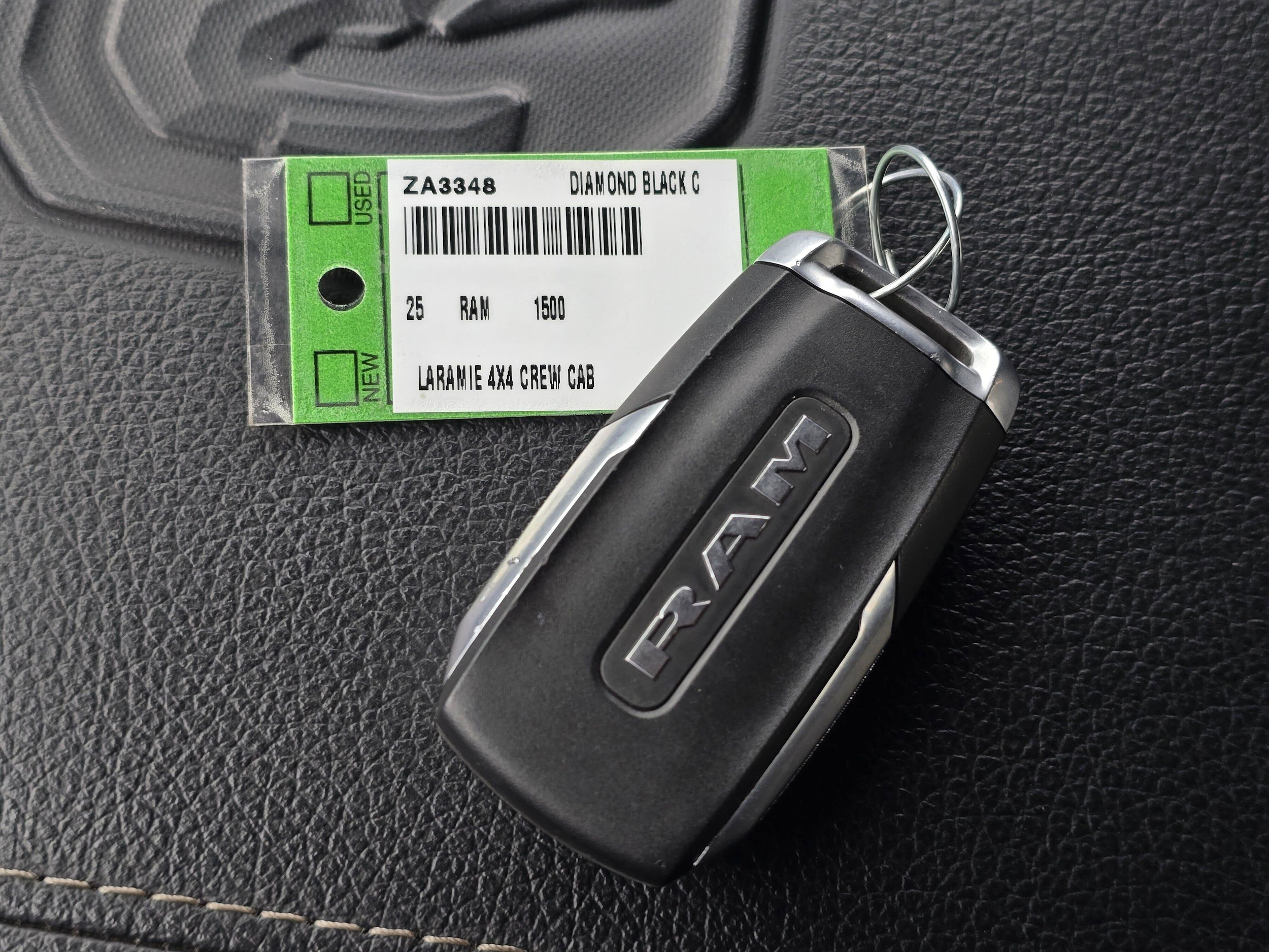 Used 2025 Diamond Black Crystal Pearlcoat Ram Laramie image 33