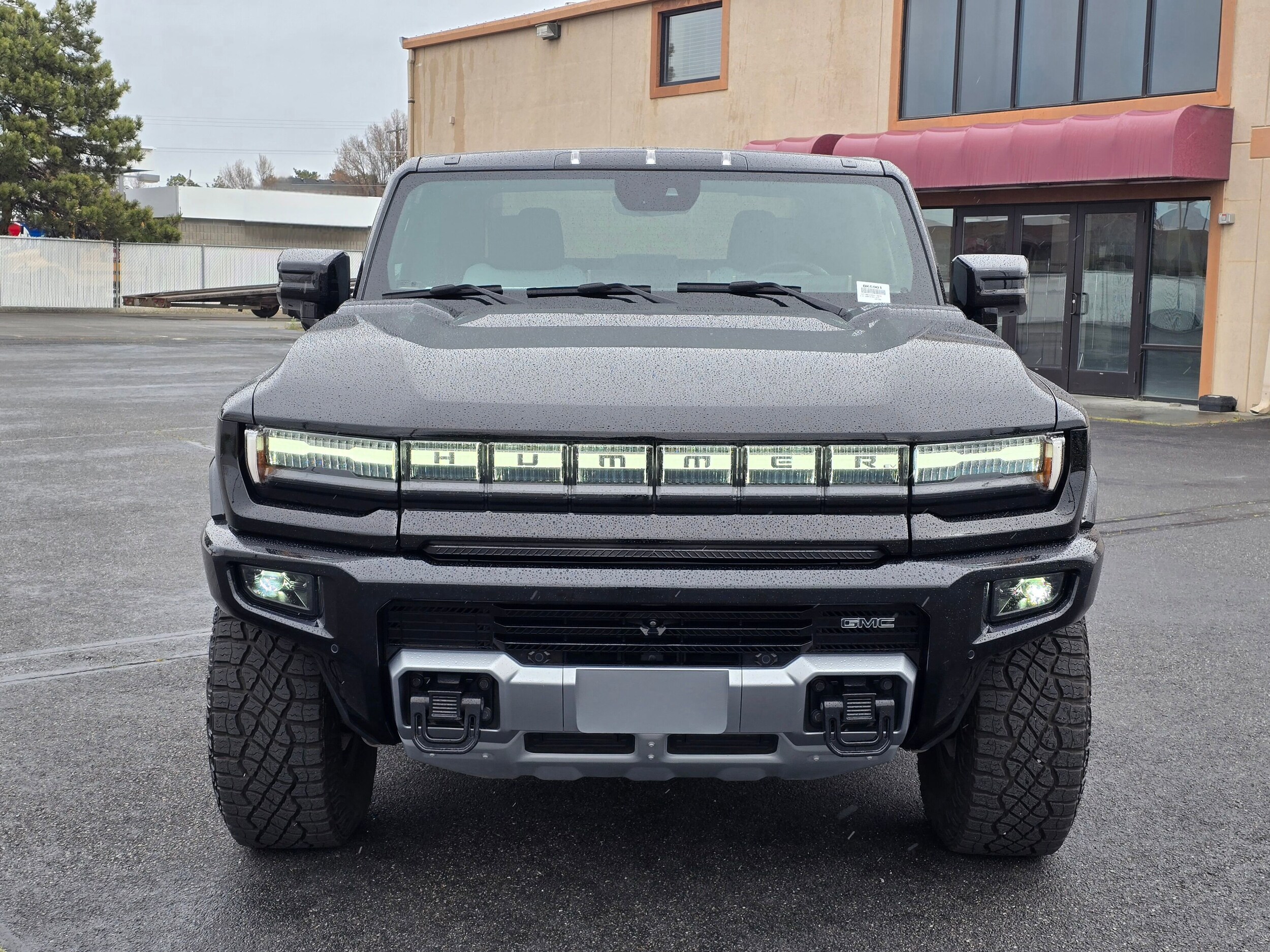 Used 2024 Void Black GMC 2X image 37