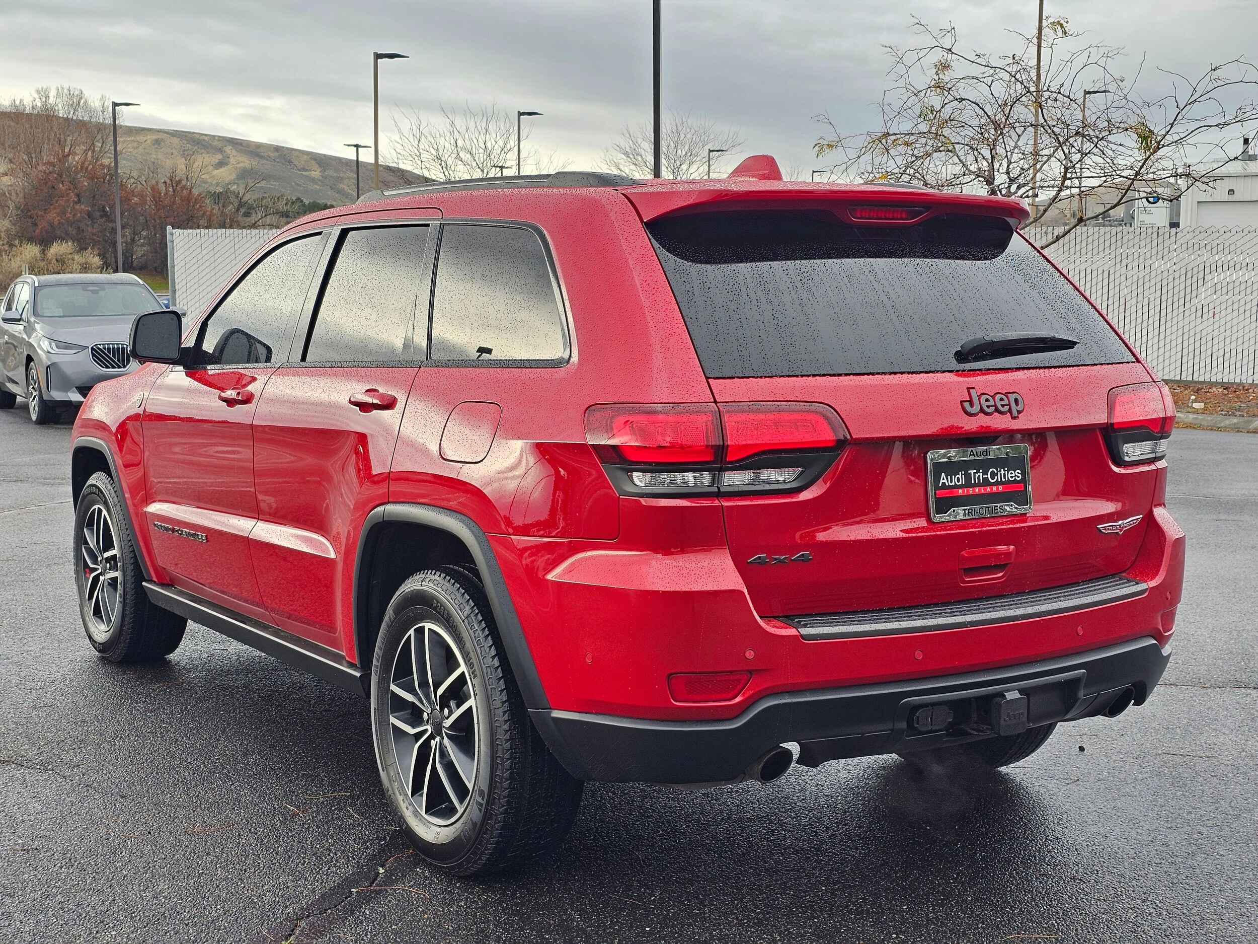 Used 2020 Redline 2 Coat Pearl Jeep Trailhawk image 4