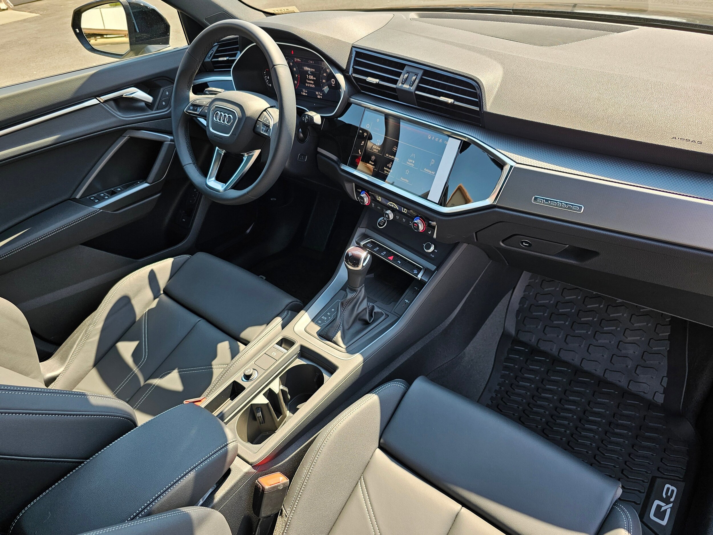 New 2025 Mythos Black Audi 45 S line Premium image 15