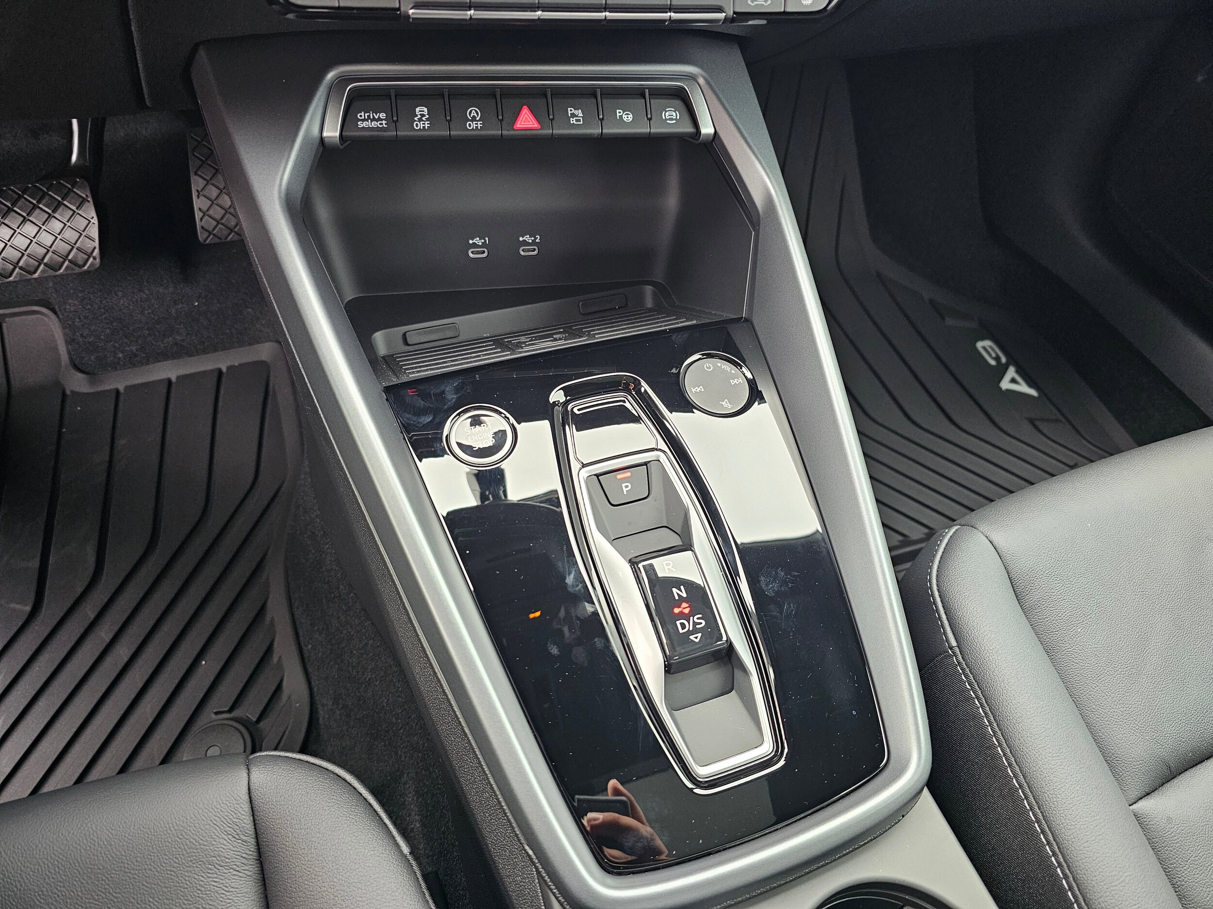 New 2026 Mythos Black Audi 2.0T Premium image 22