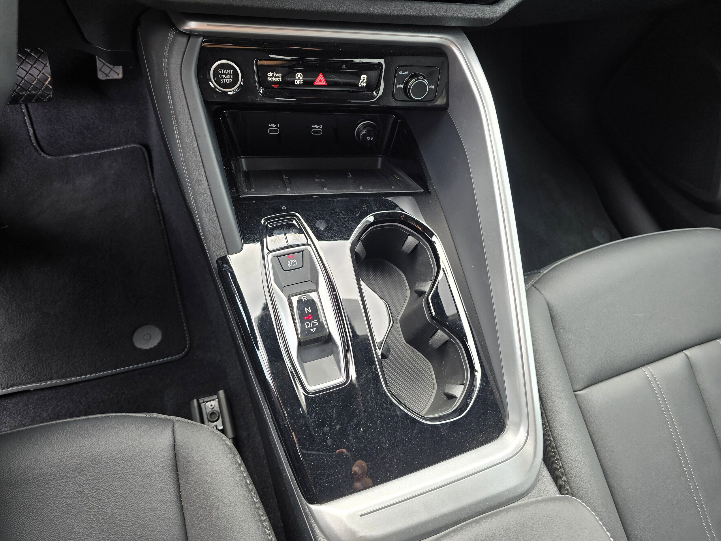 Certified Used 2025 Tambora Gray Metallic Audi Premium image 53