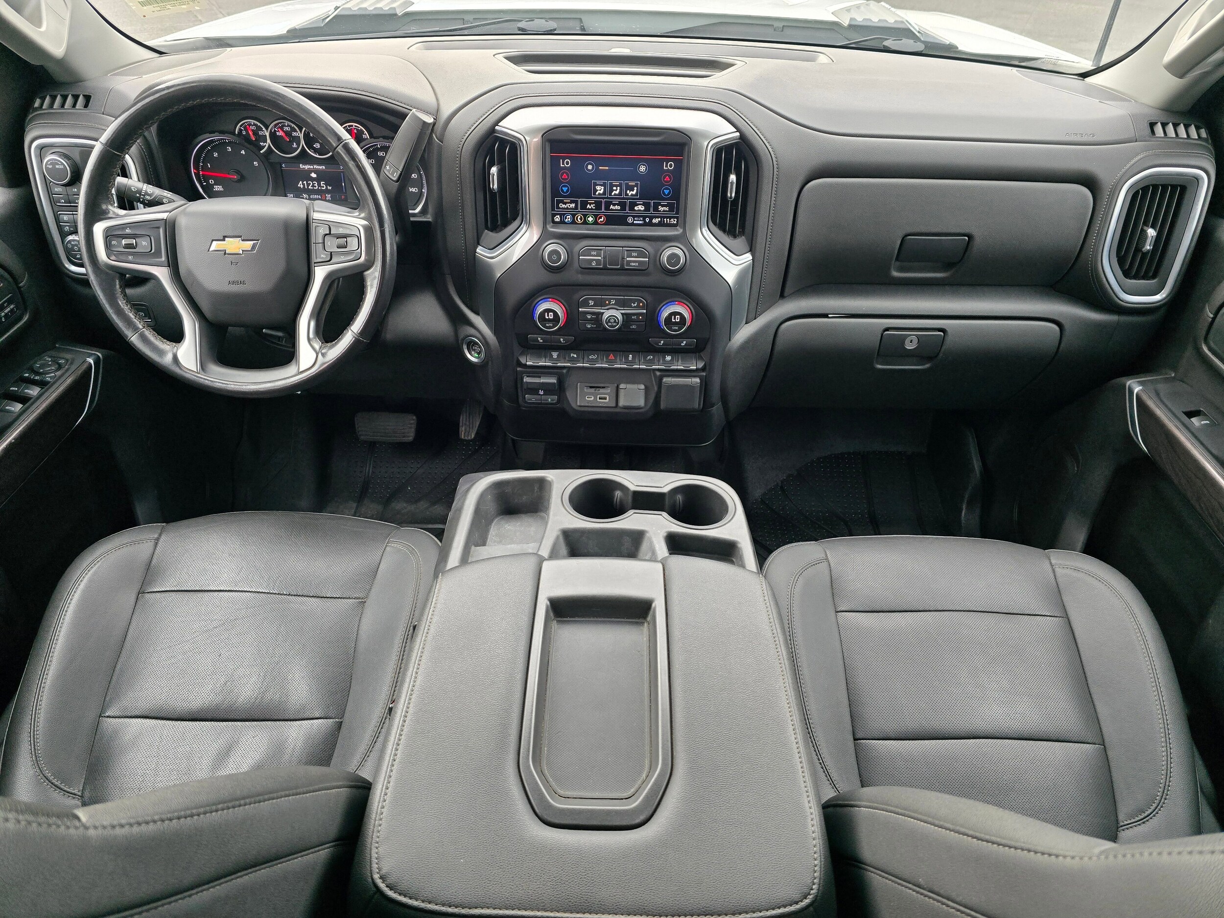 Used 2022 Summit White Chevrolet LTZ image 39