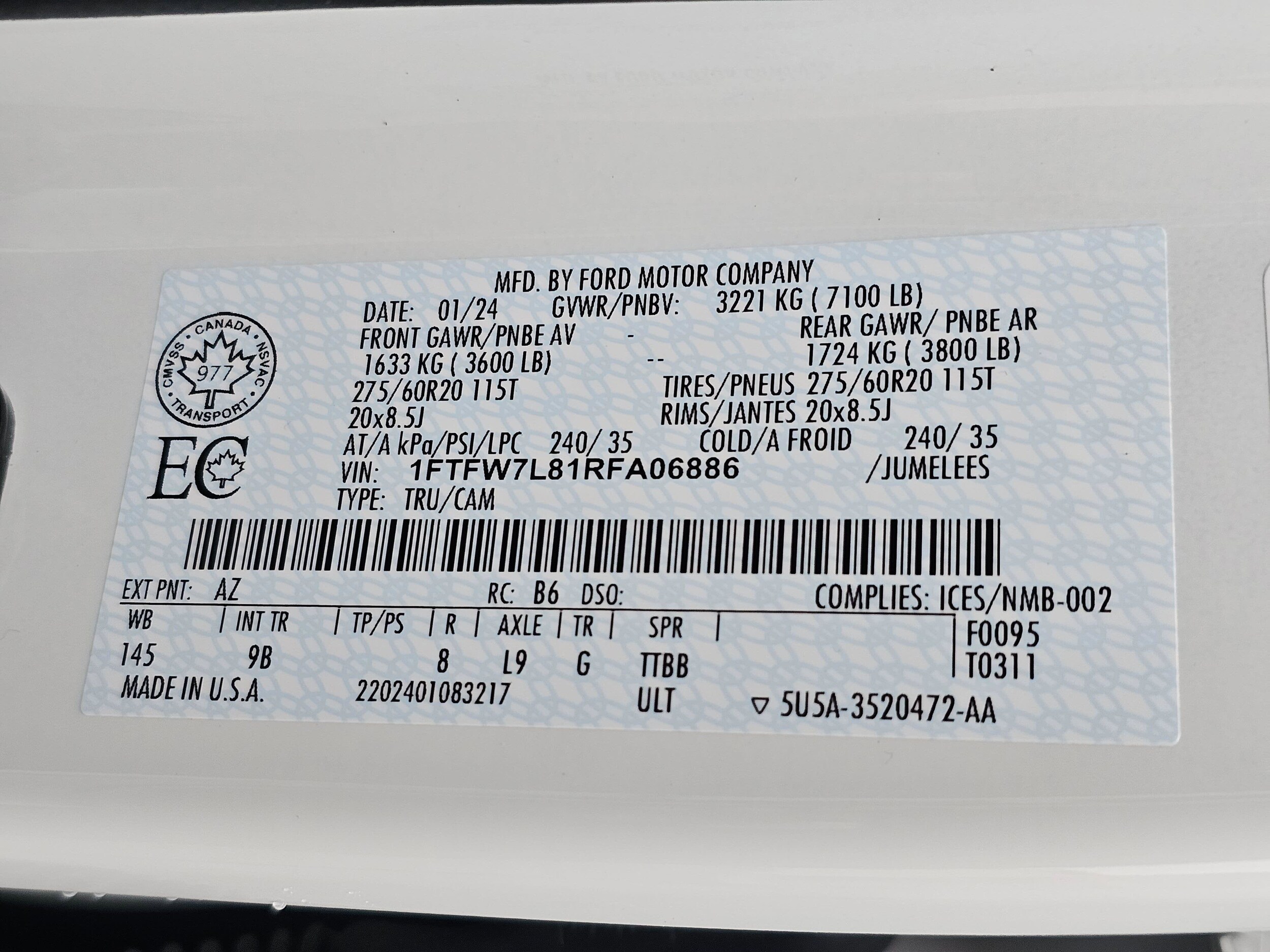 Used 2024 Star White Metallic Tri-Coat Ford Platinum image 31