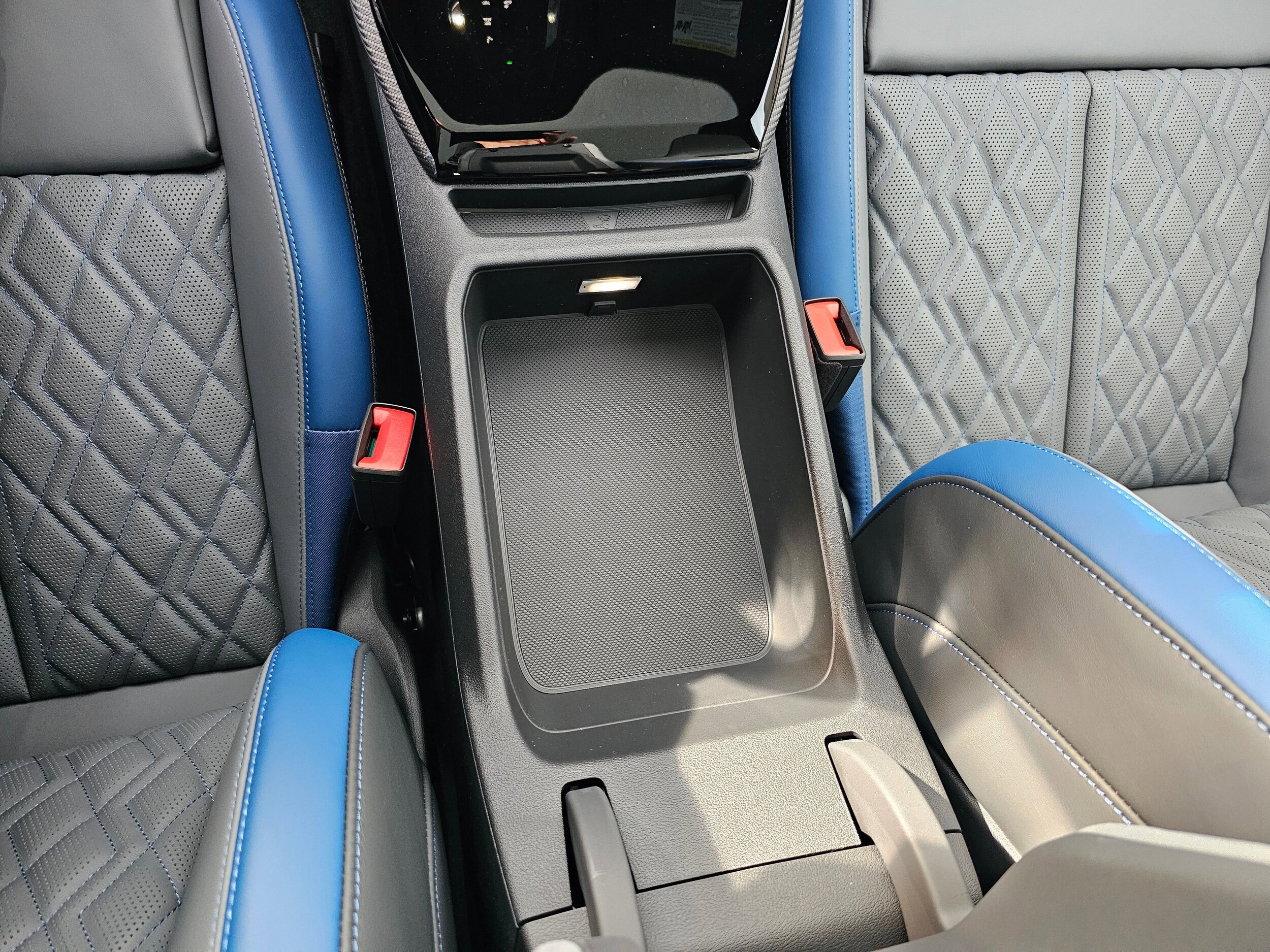 New 2025 Glacier White Audi 3.0T Prestige image 25