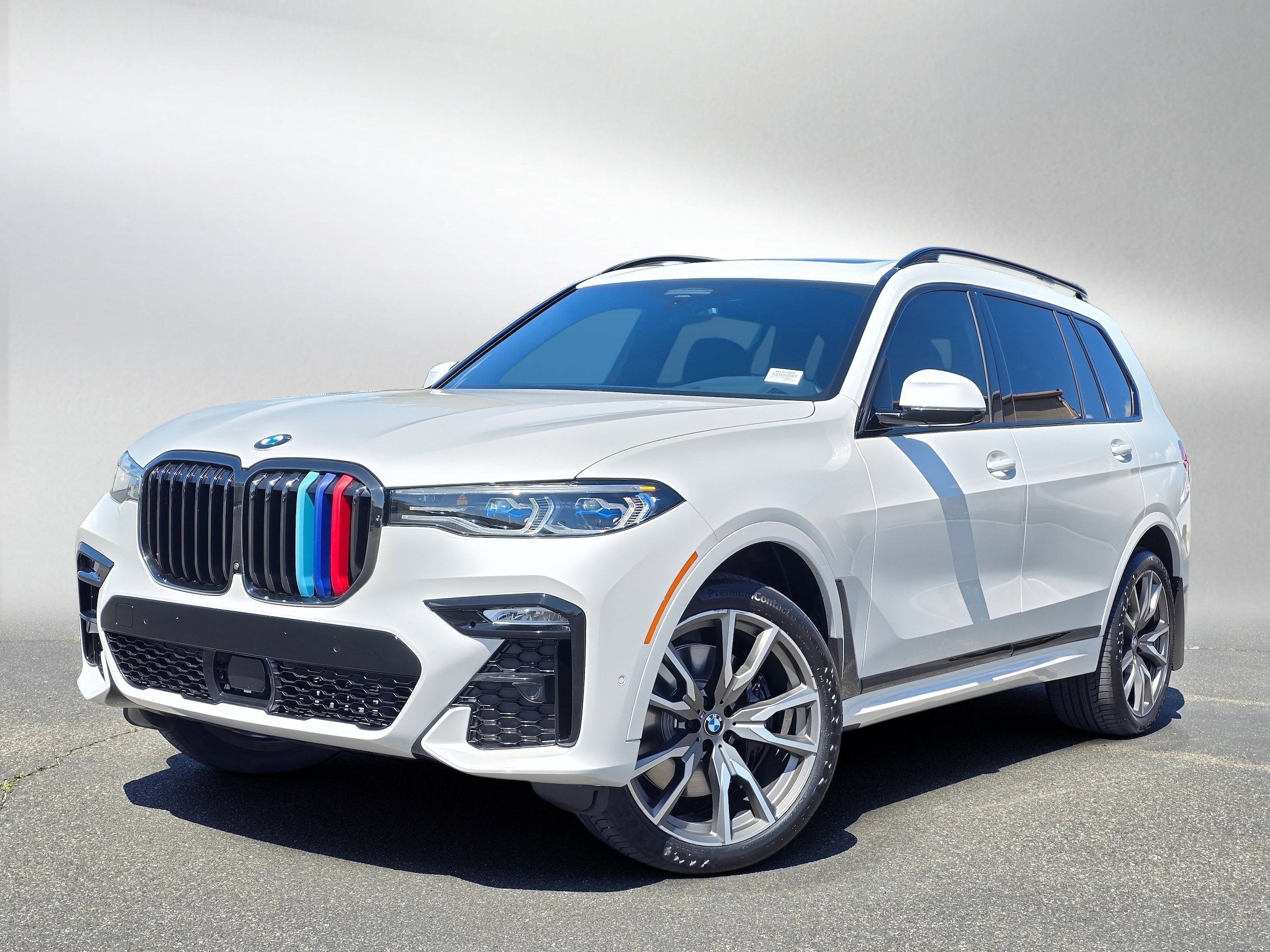 2022 BMW X7 M50i
