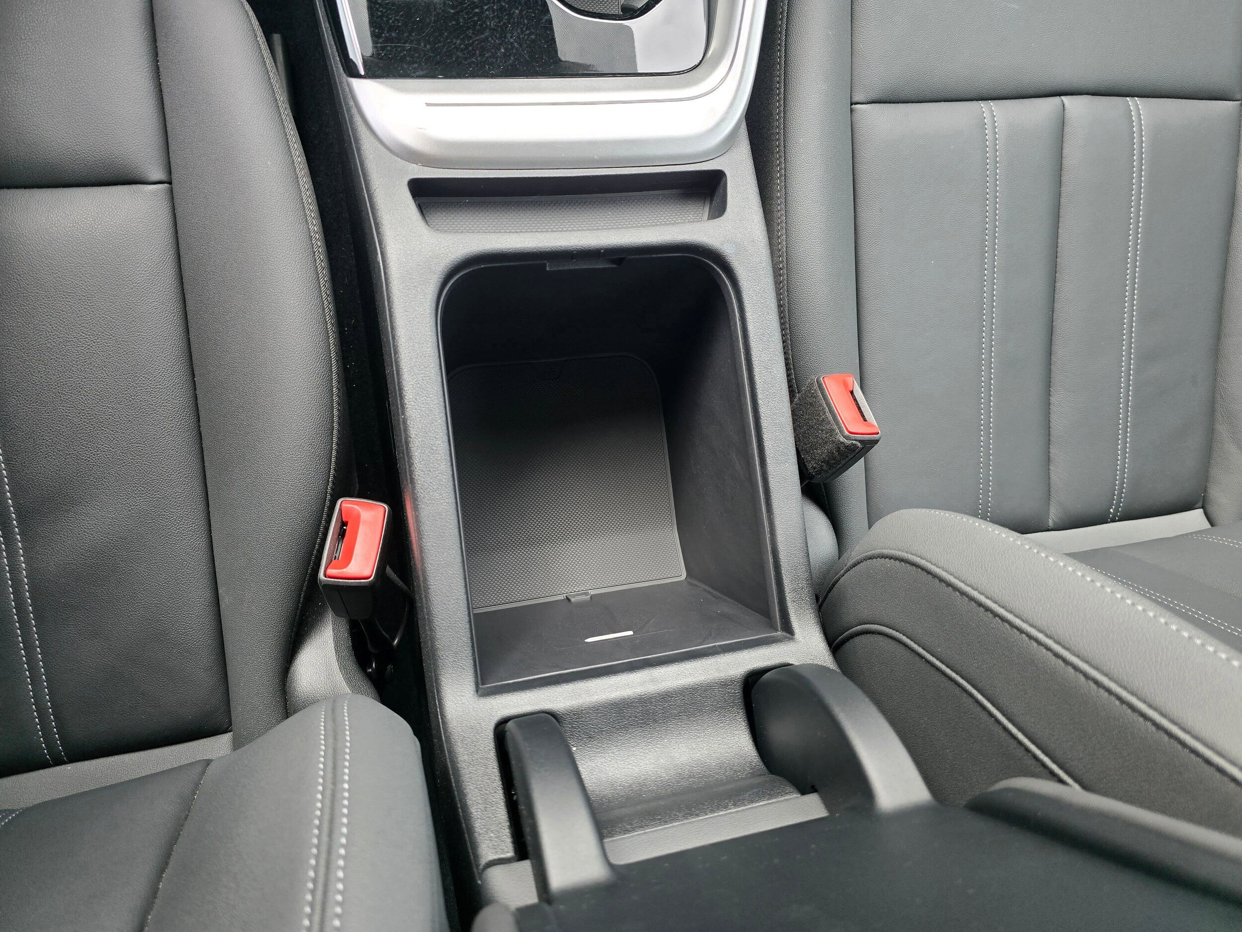 Certified Used 2025 Tambora Gray Metallic Audi Premium image 25