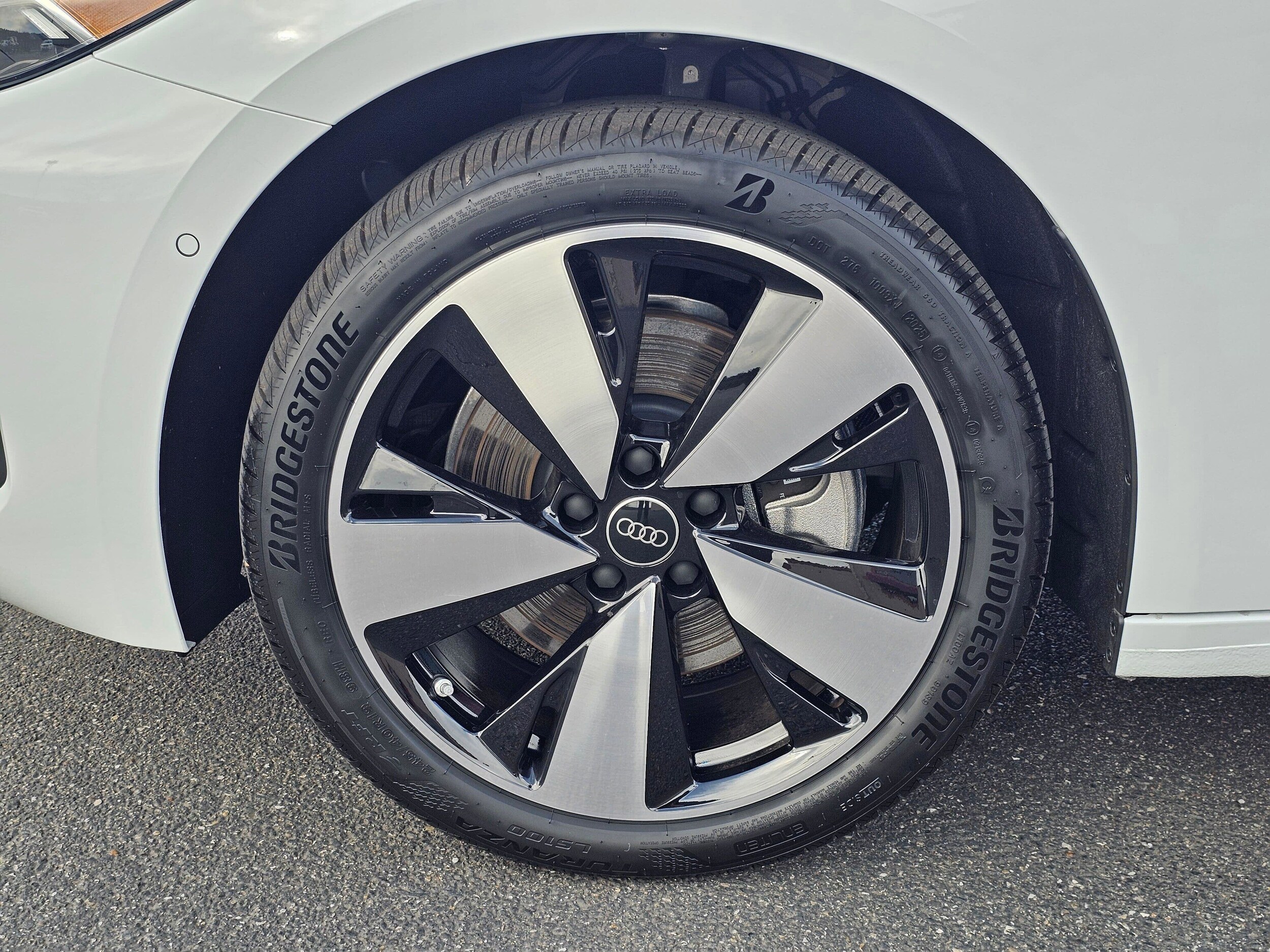 New 2025 Glacier White Audi 2.0T Premium Plus image 8