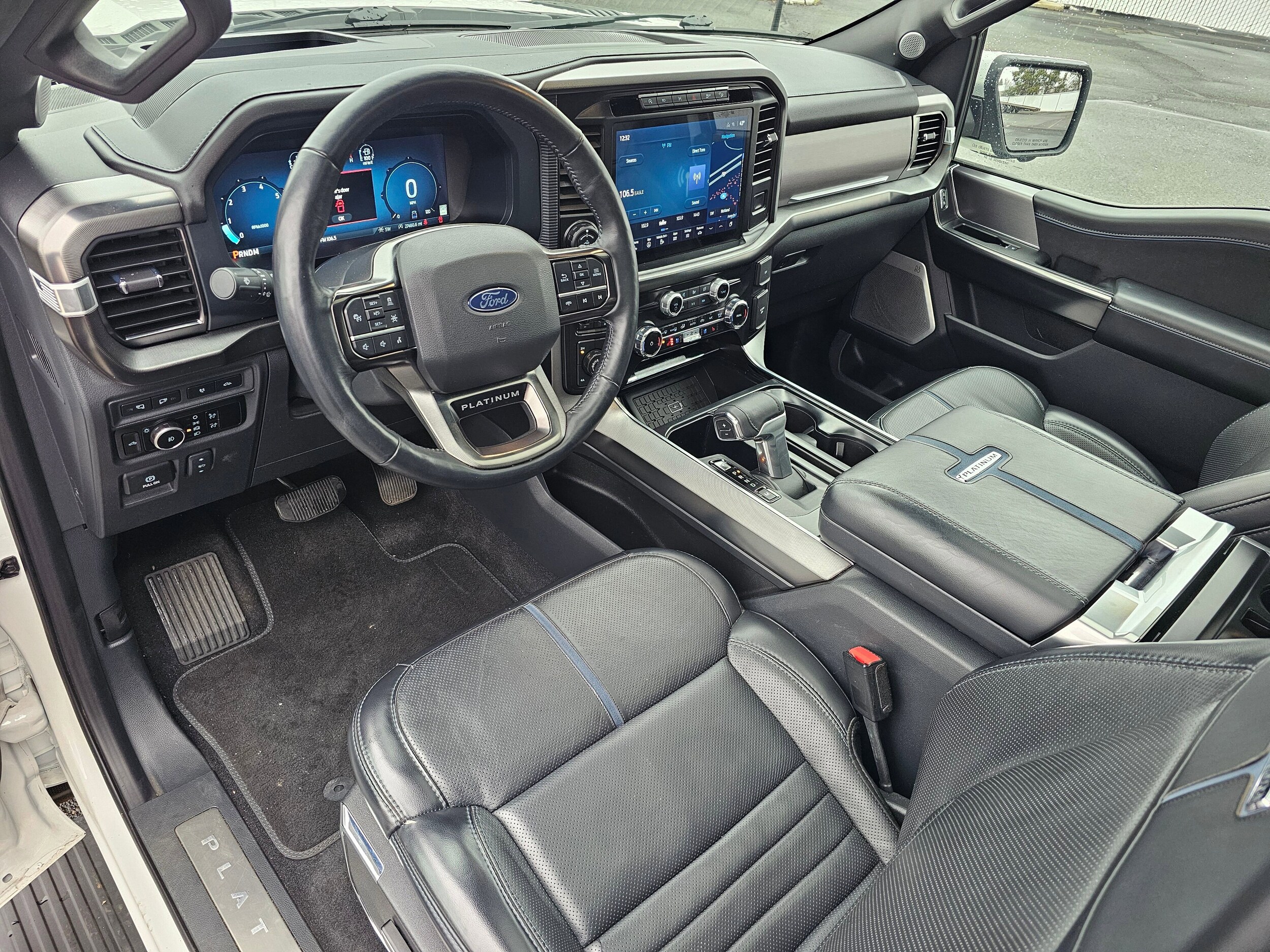 Used 2024 Star White Metallic Tri-Coat Ford Platinum image 34