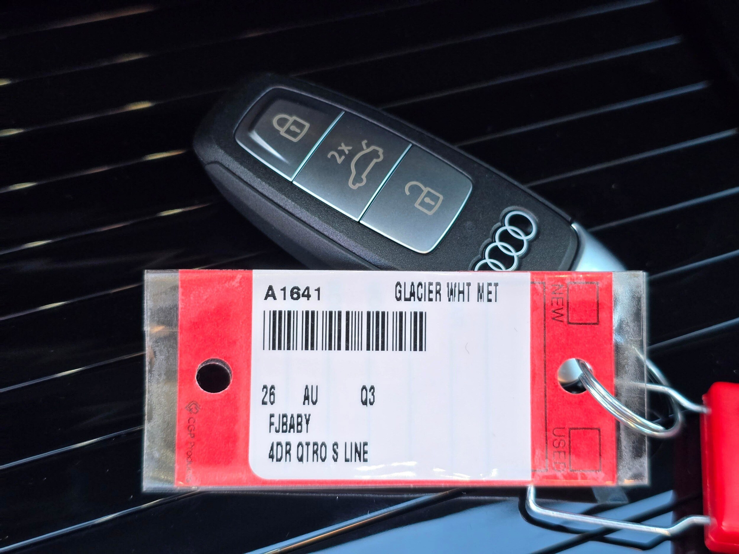 New 2026 Glacier White Audi S line image 32