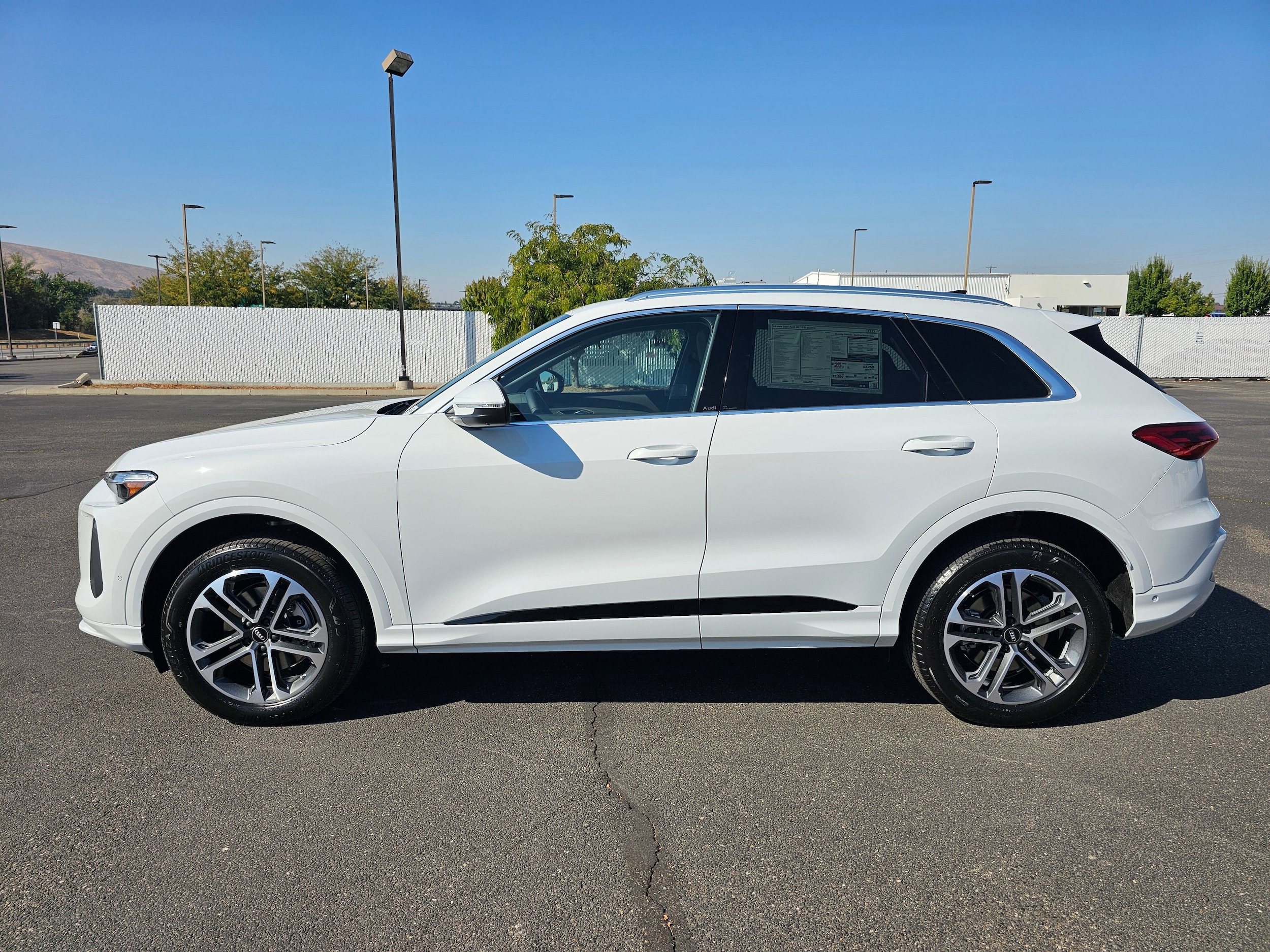 New 2025 Glacier White Audi 2.0T Premium Plus image 3