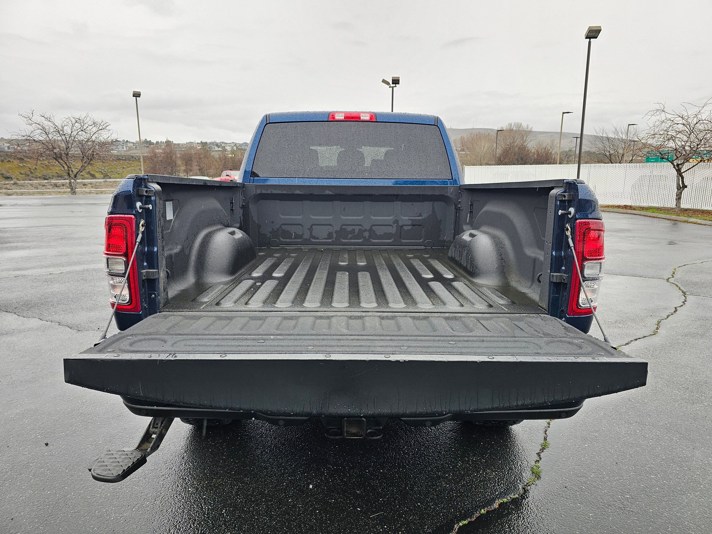 Used 2022 Patriot Blue Pearlcoat Ram Big Horn image 60